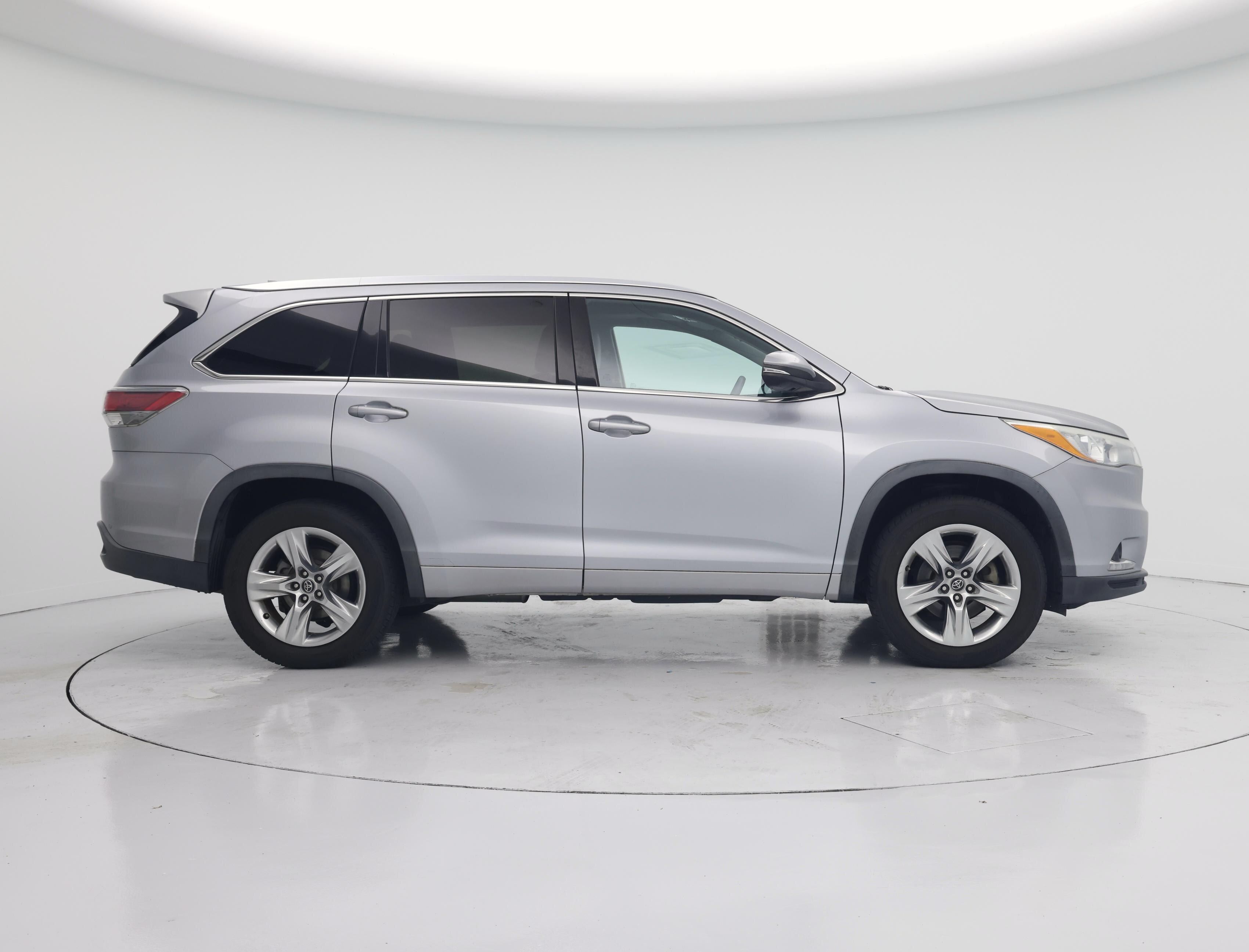 Thumbnail: 2016 Toyota Highlander - 7
