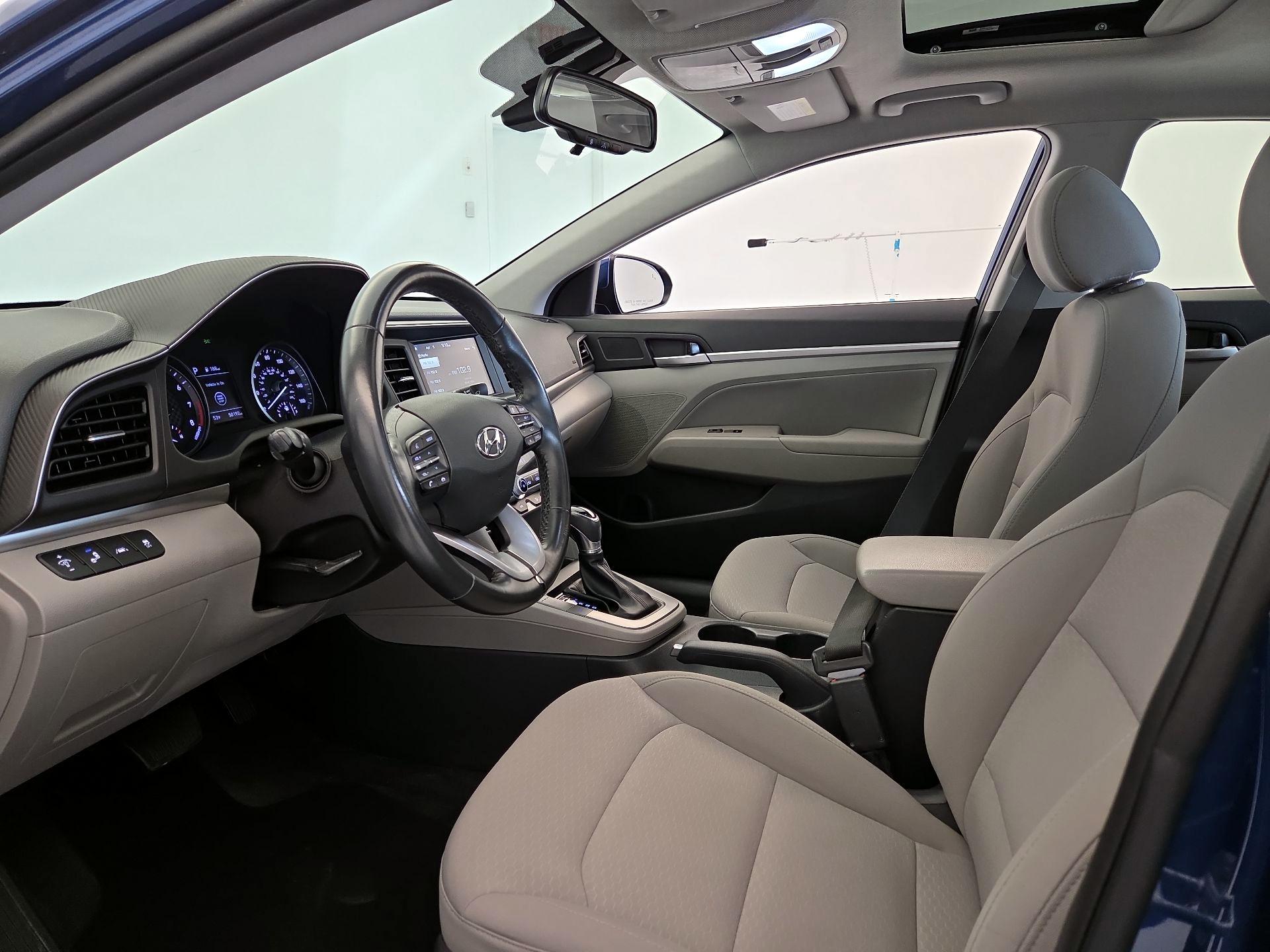 Thumbnail: 2019 Hyundai Elantra - 11