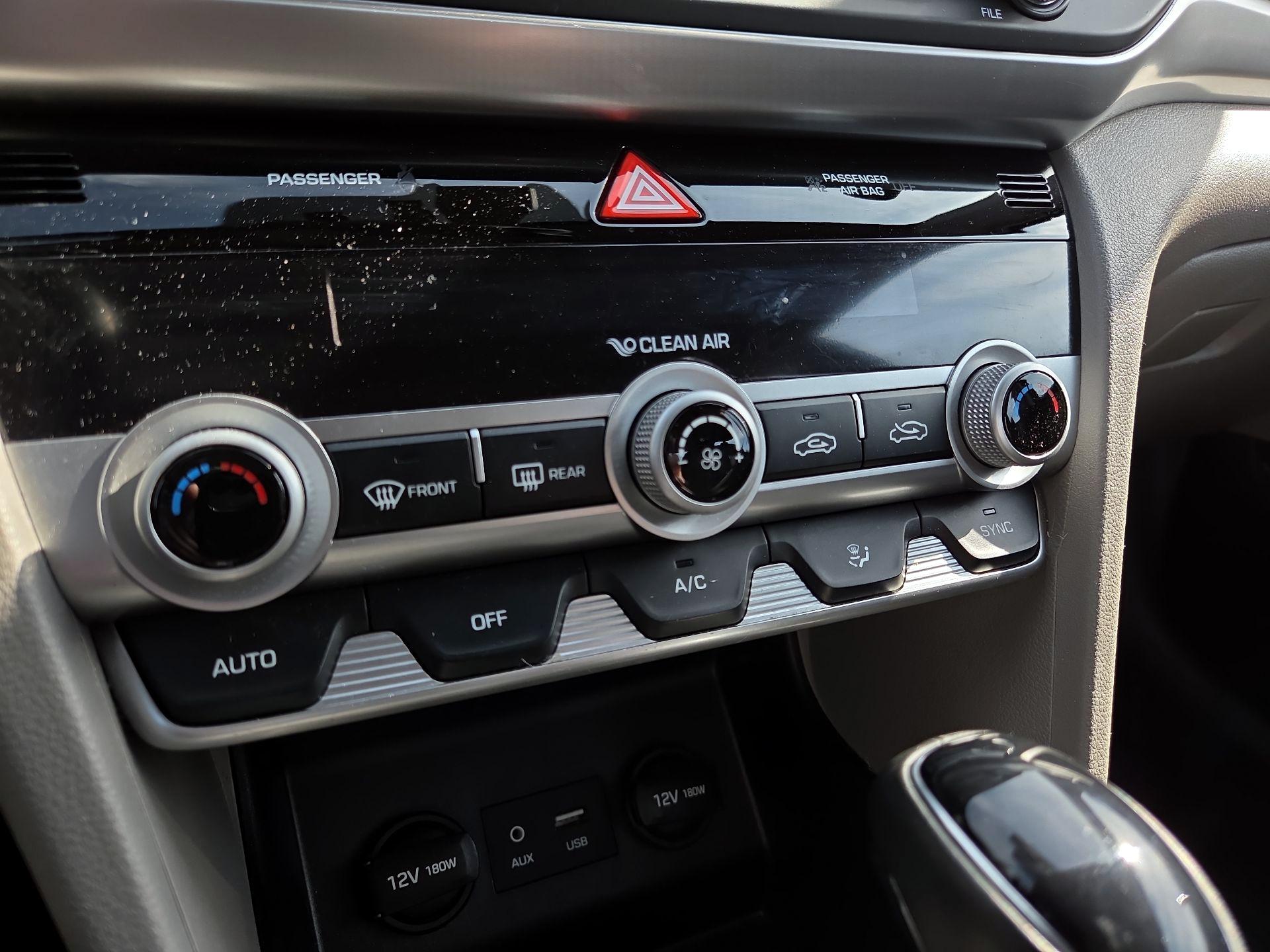 Thumbnail: 2019 Hyundai Elantra - 16