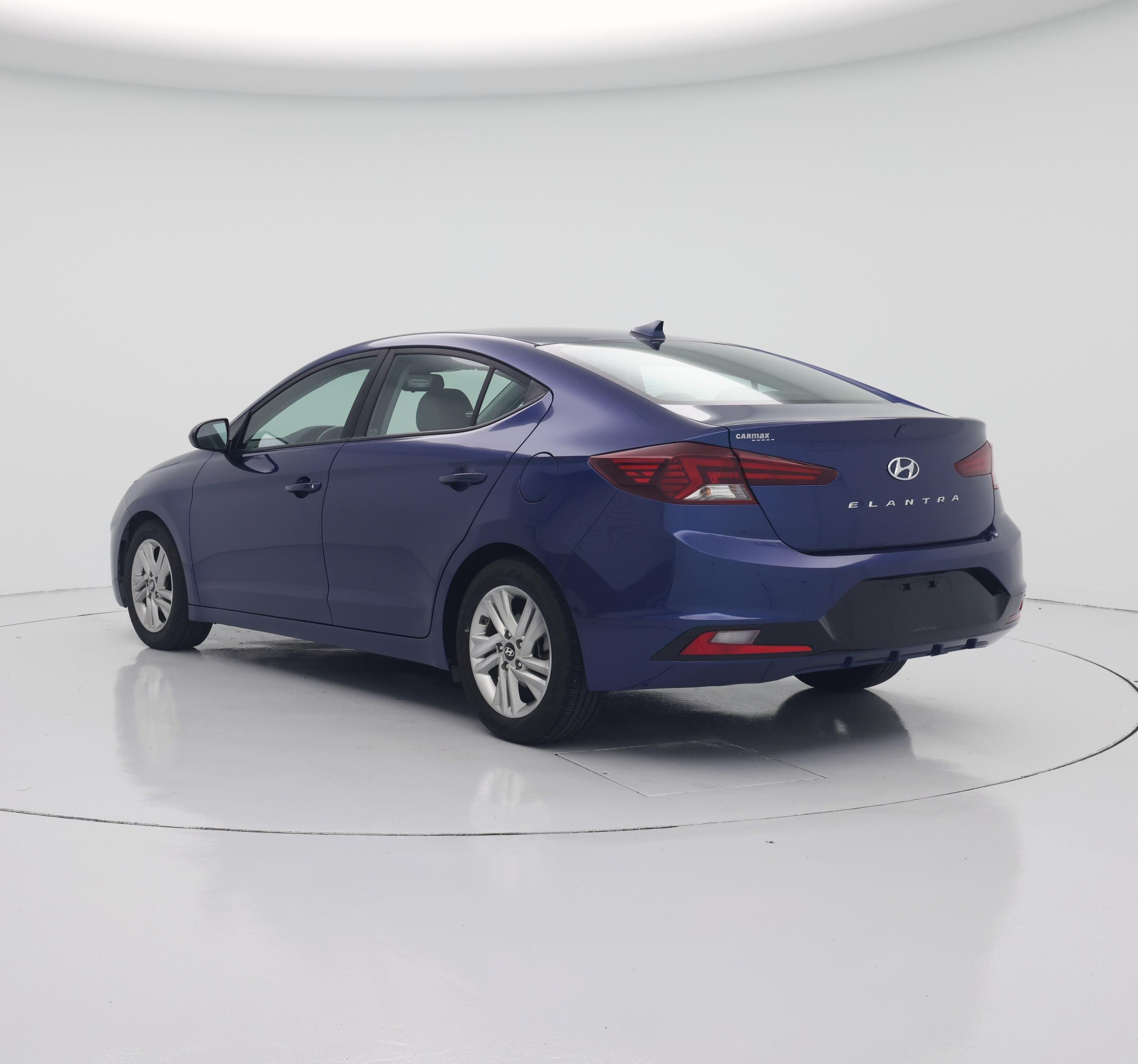 Thumbnail: 2019 Hyundai Elantra - 2