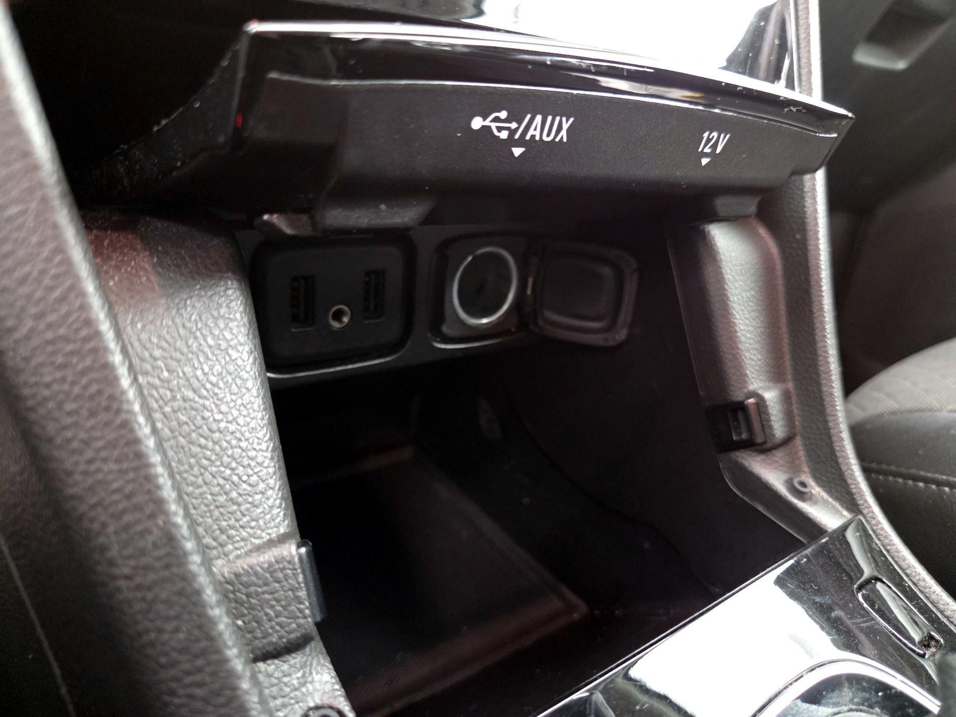 Thumbnail: 2019 Buick Encore - 18