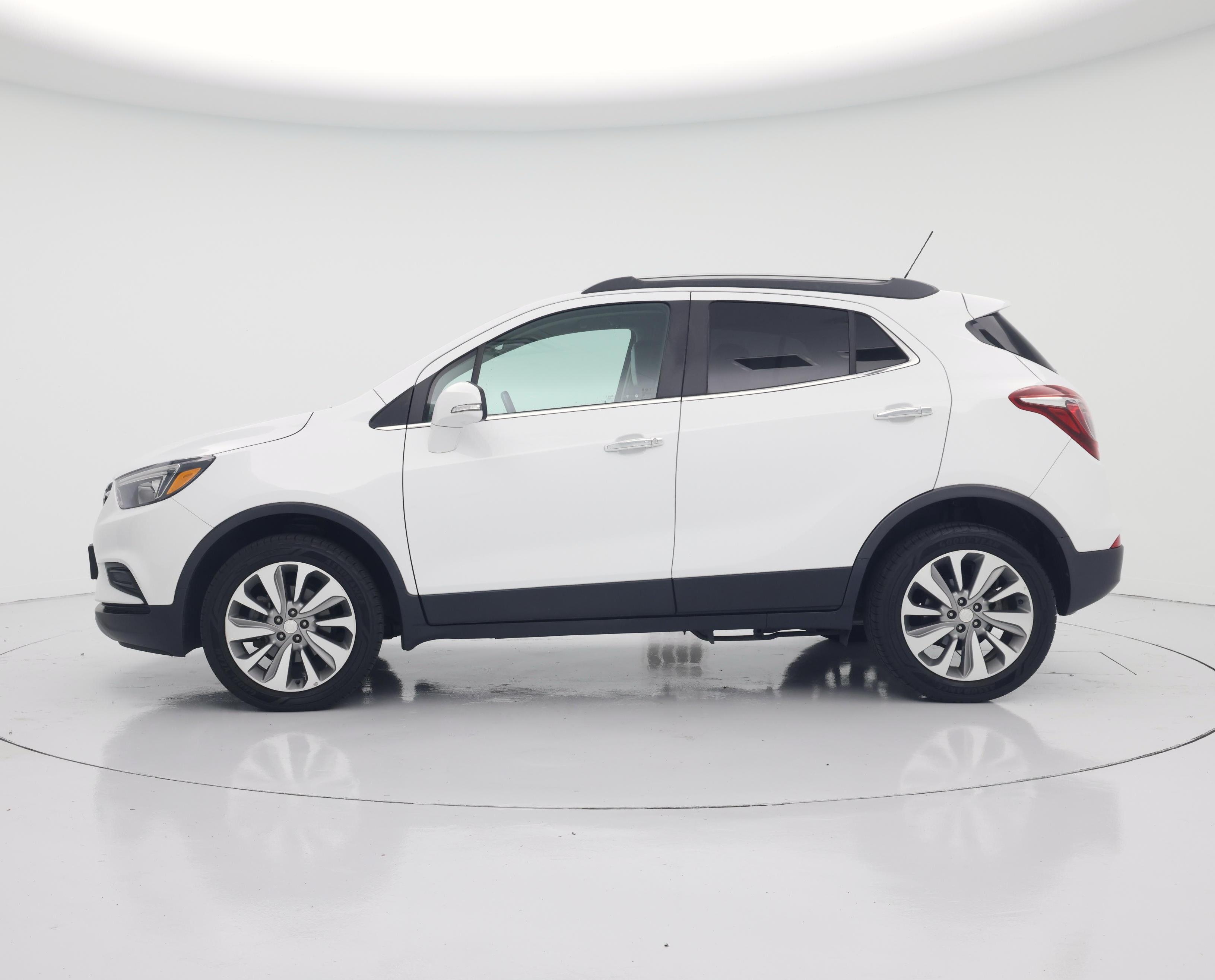 Thumbnail: 2019 Buick Encore - 3