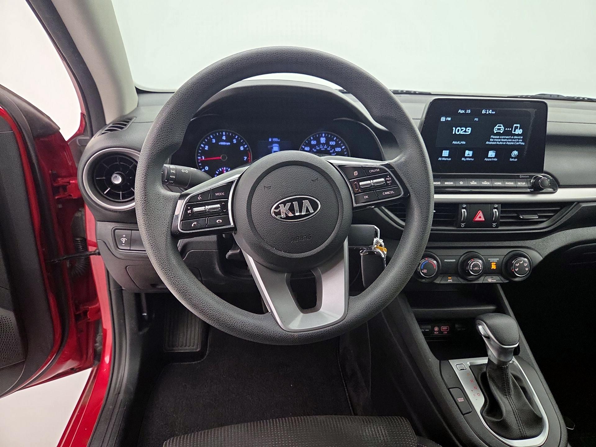 Thumbnail: 2020 Kia Forte - 10