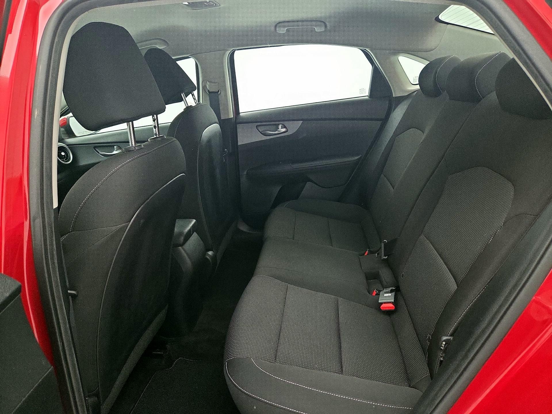 Thumbnail: 2020 Kia Forte - 19