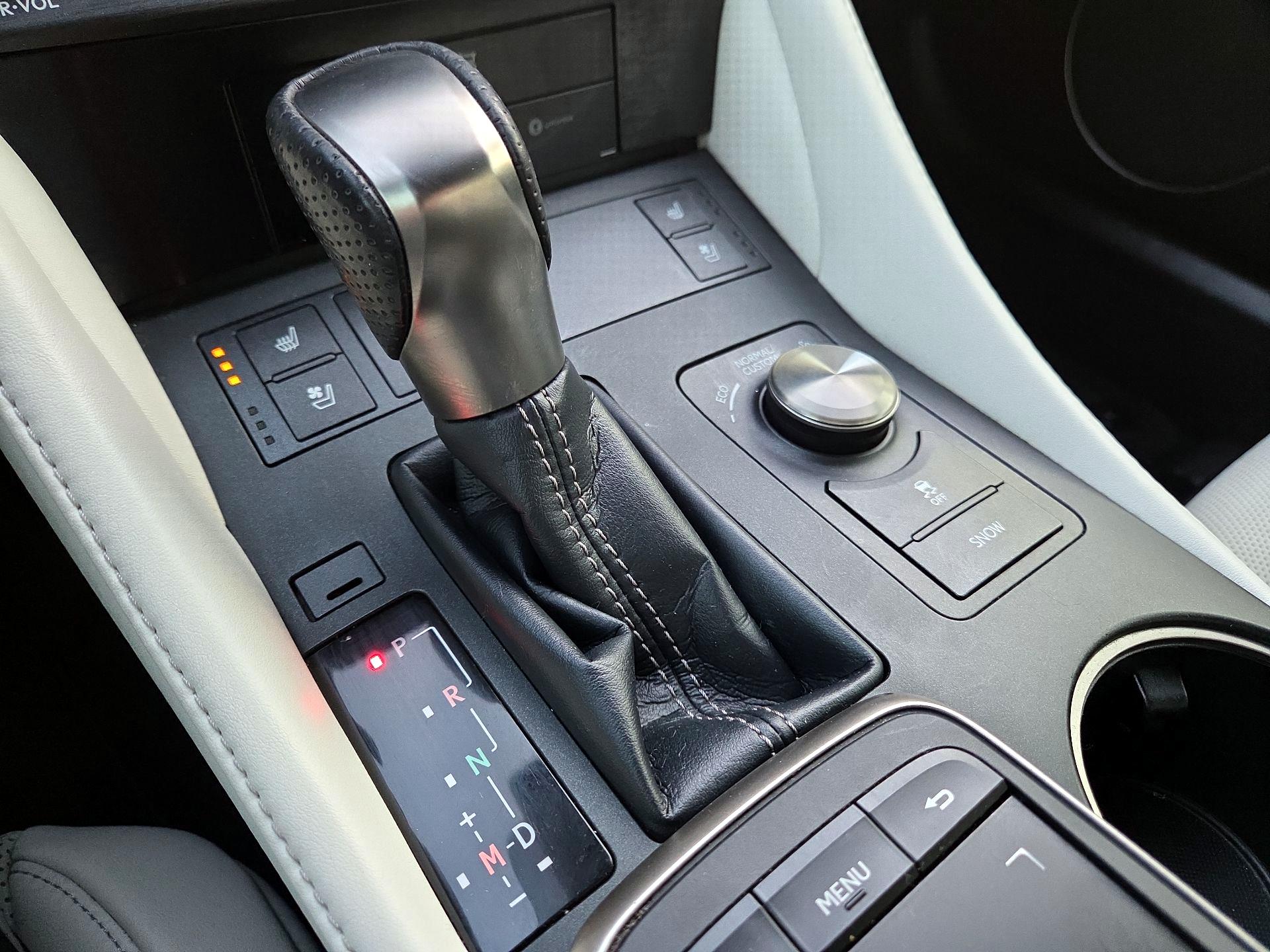 Thumbnail: 2019 Lexus RC - 18