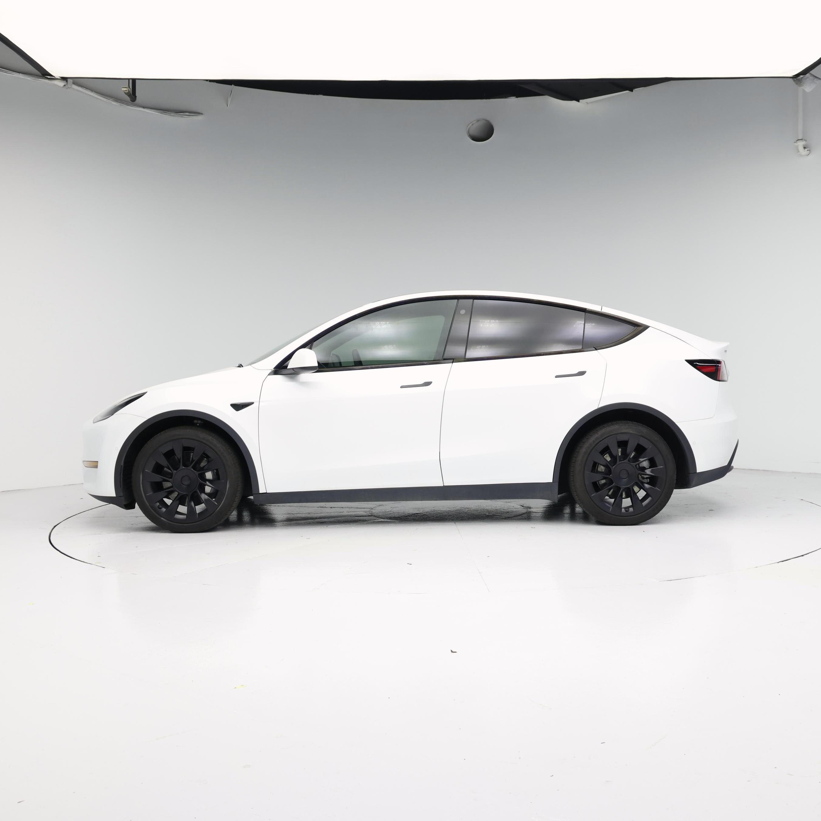 Thumbnail: 2022 Tesla Model Y - 3