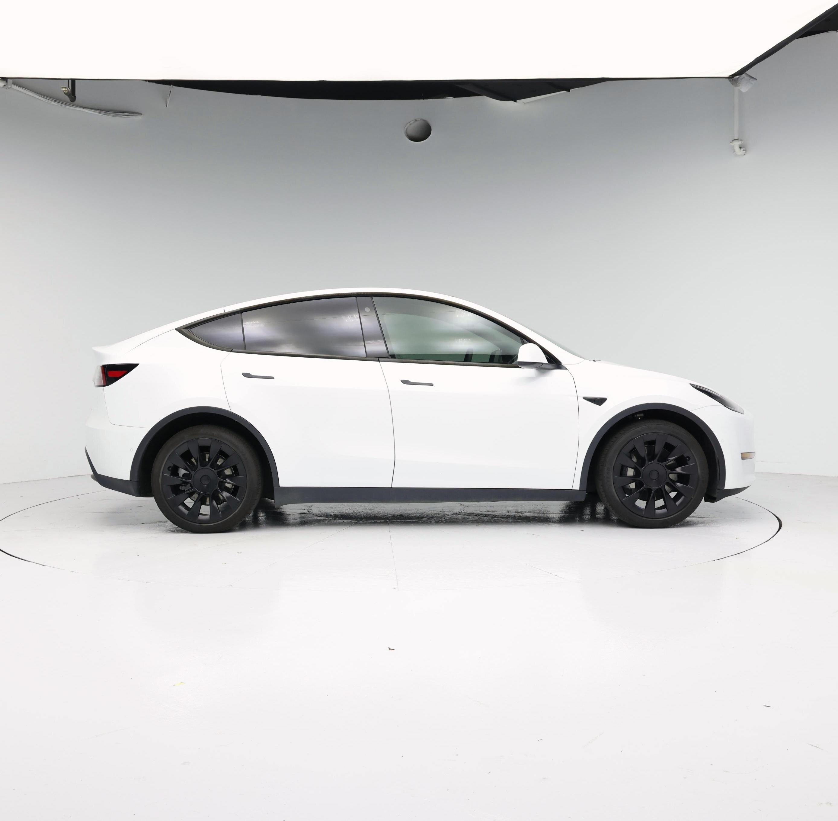 Thumbnail: 2022 Tesla Model Y - 7