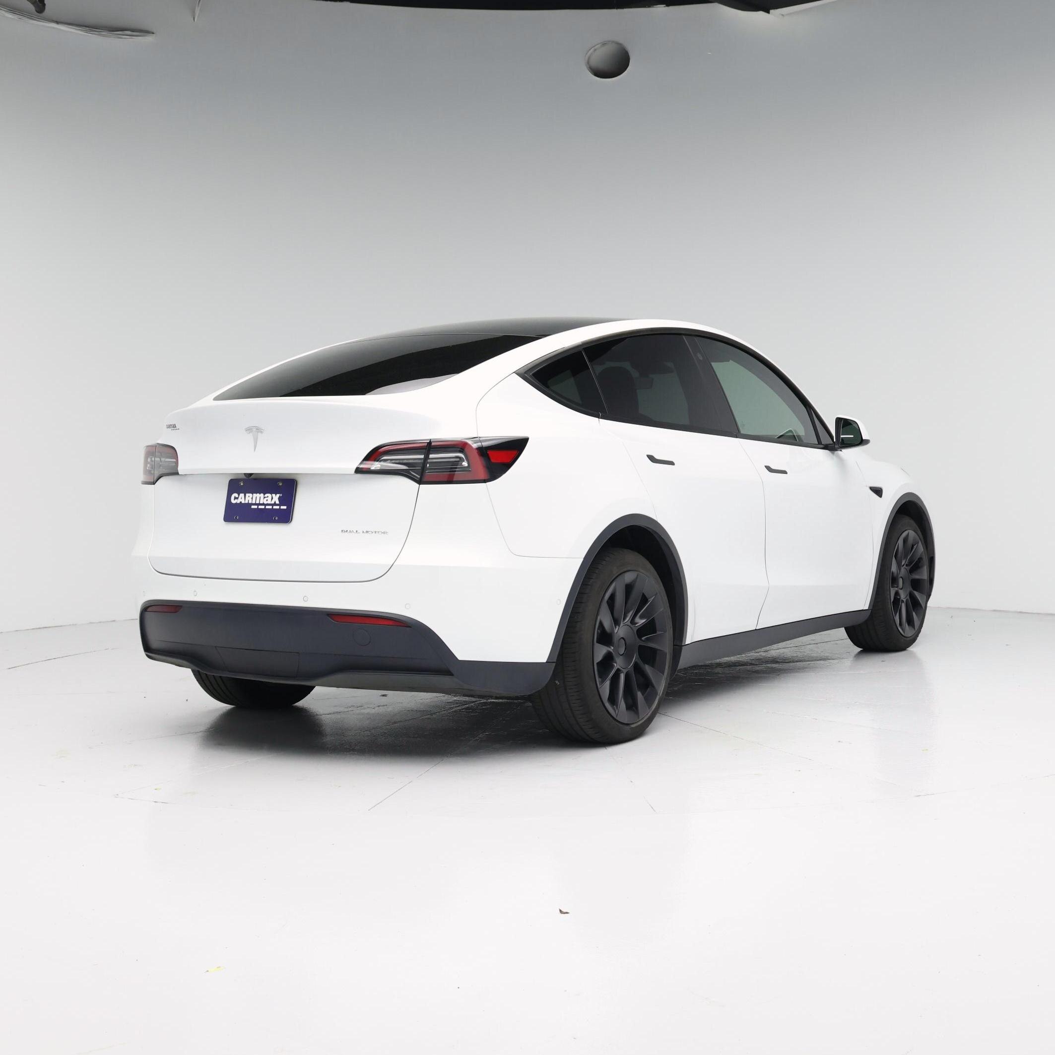 Thumbnail: 2022 Tesla Model Y - 8