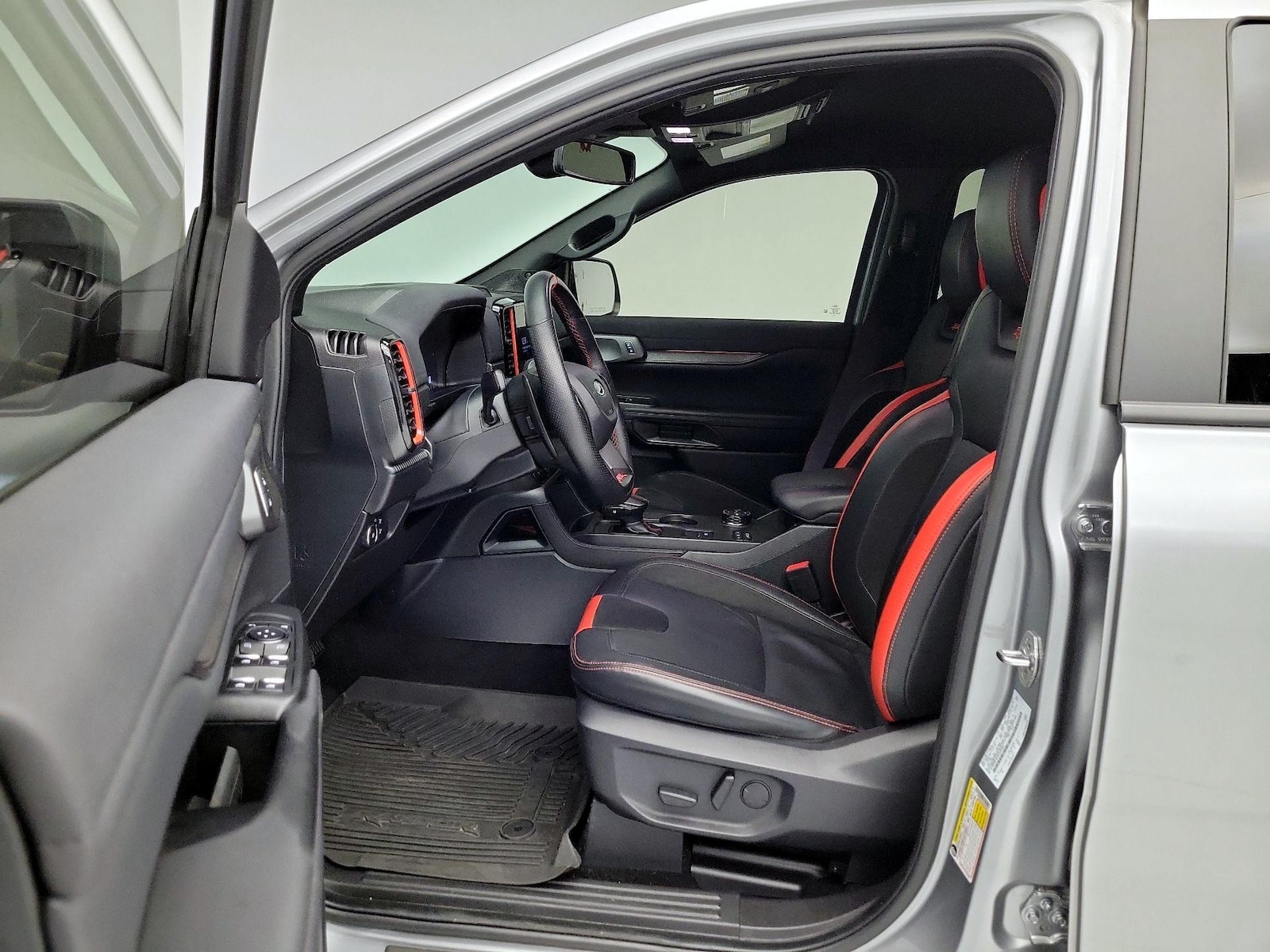 2024 Ford Ranger Raptor - Photo 12