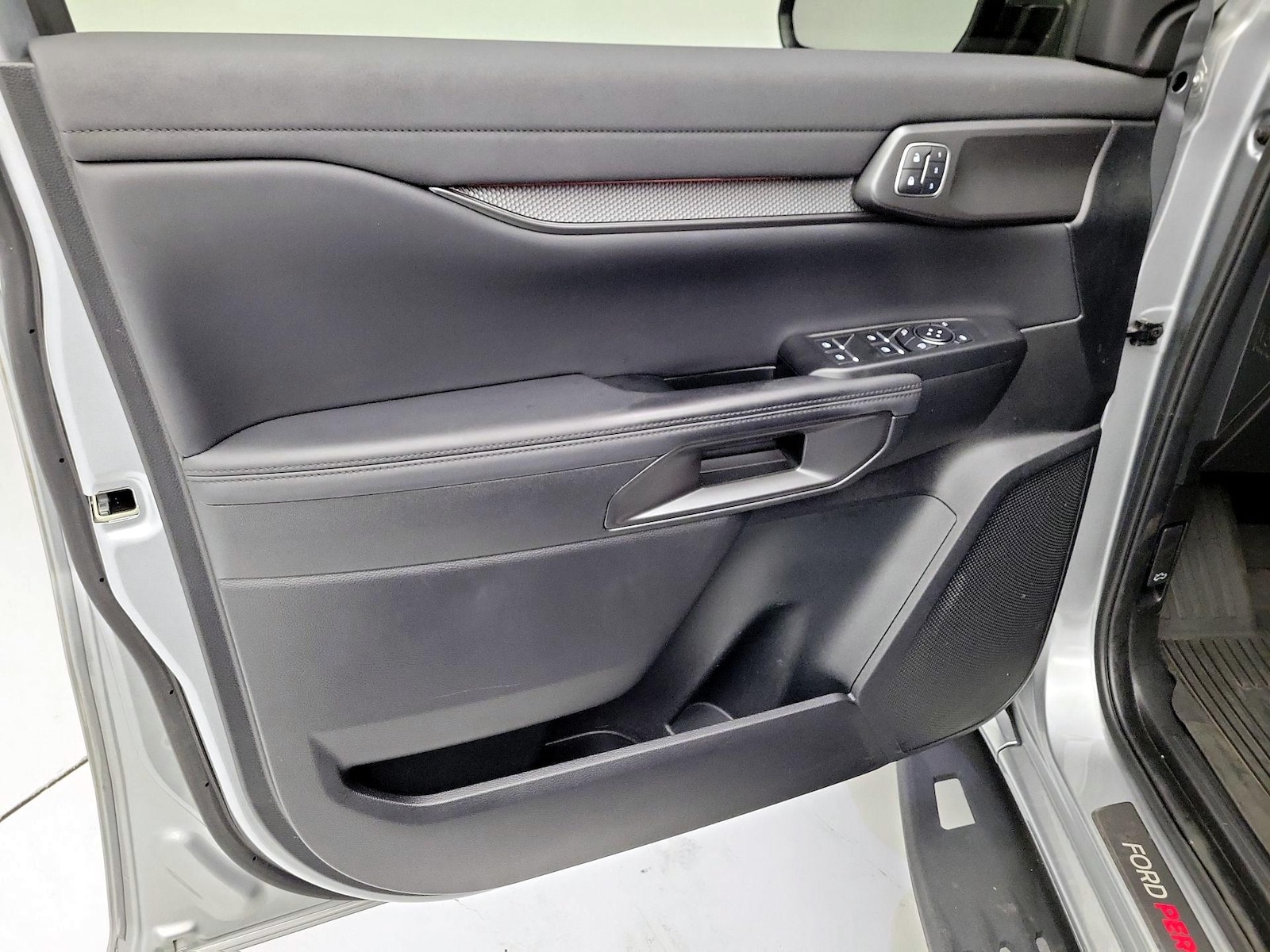 2024 Ford Ranger Raptor - Photo 13