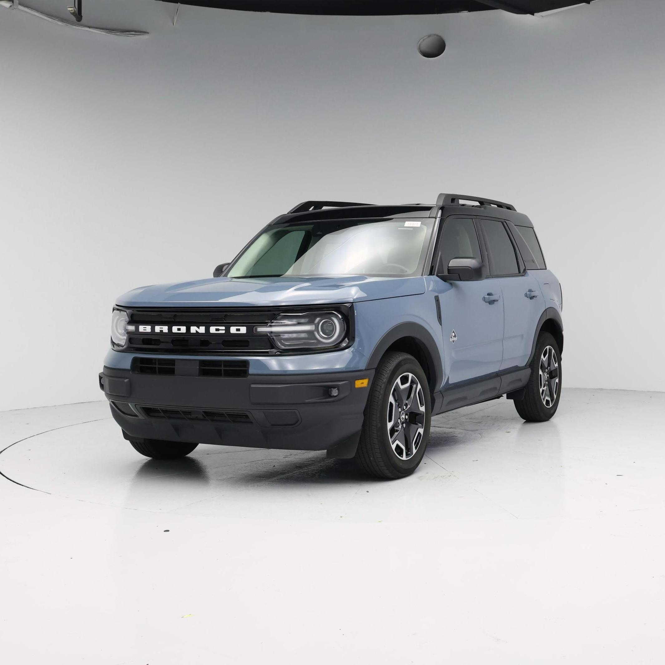 Thumbnail: 2023 Ford Bronco Sport - 4