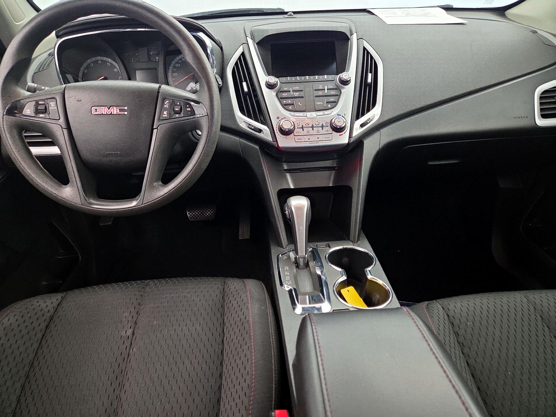 Thumbnail: 2015 GMC Terrain - 9