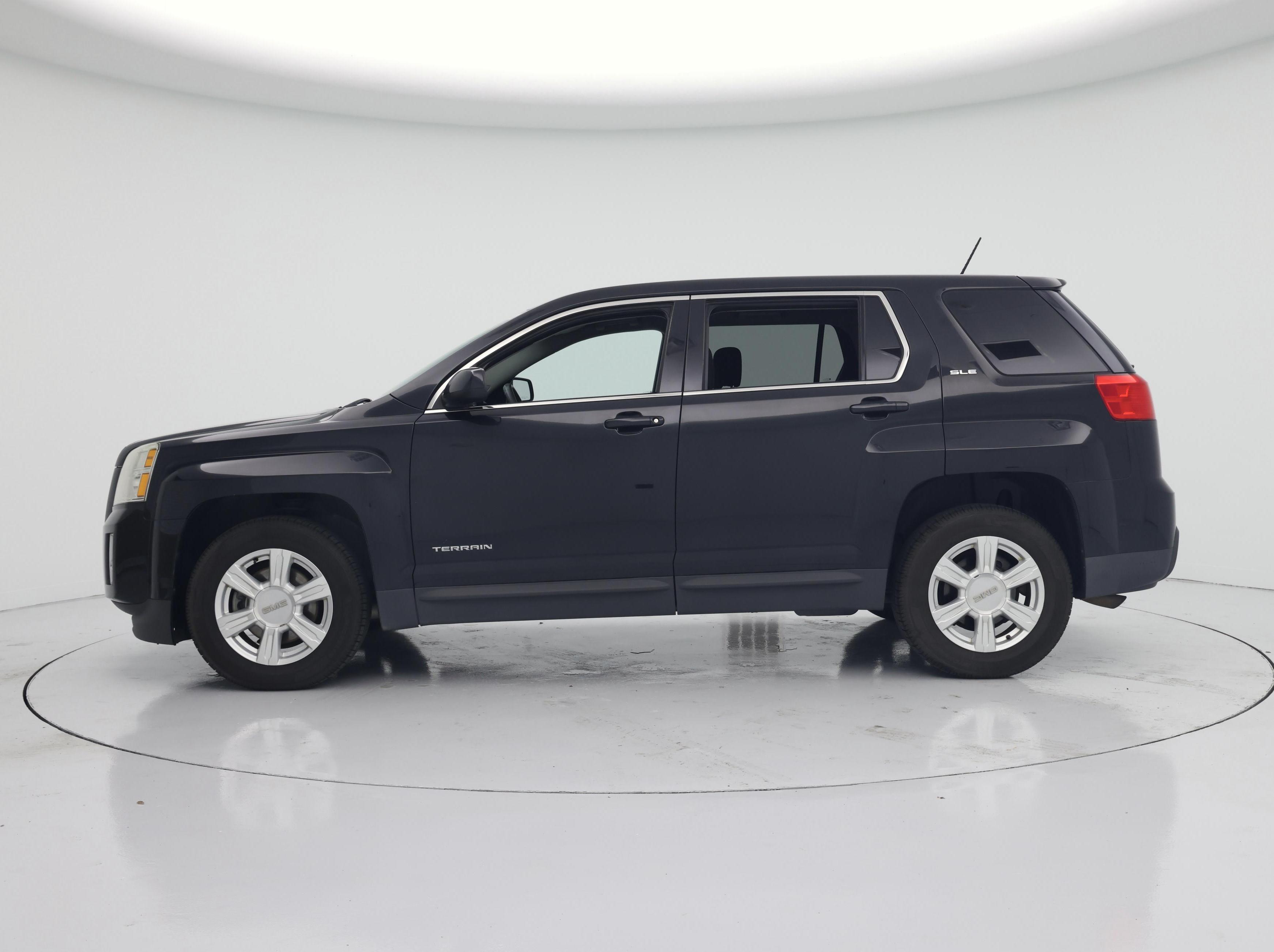 Thumbnail: 2015 GMC Terrain - 3