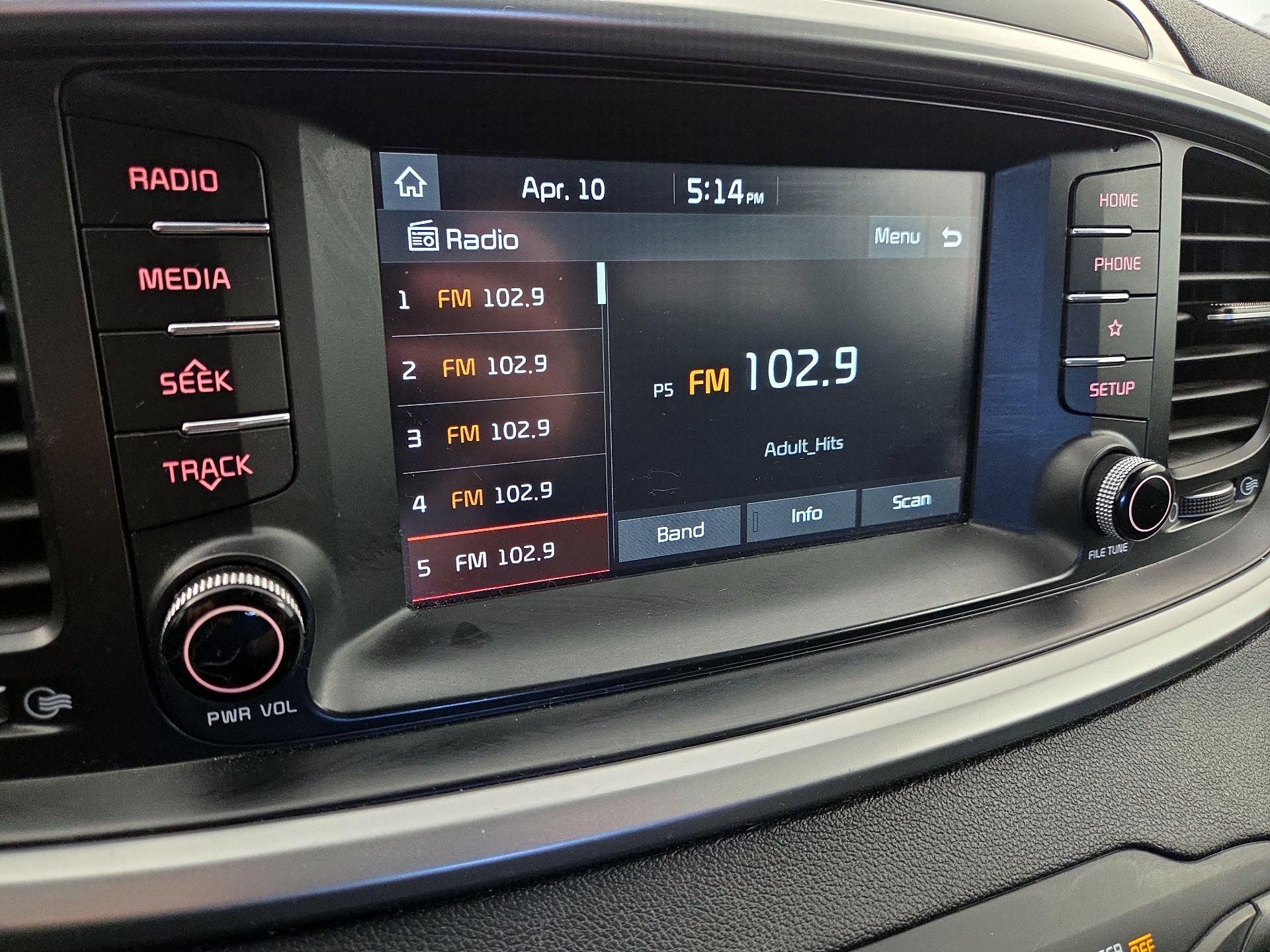 Thumbnail: 2020 Kia Sorento - 15