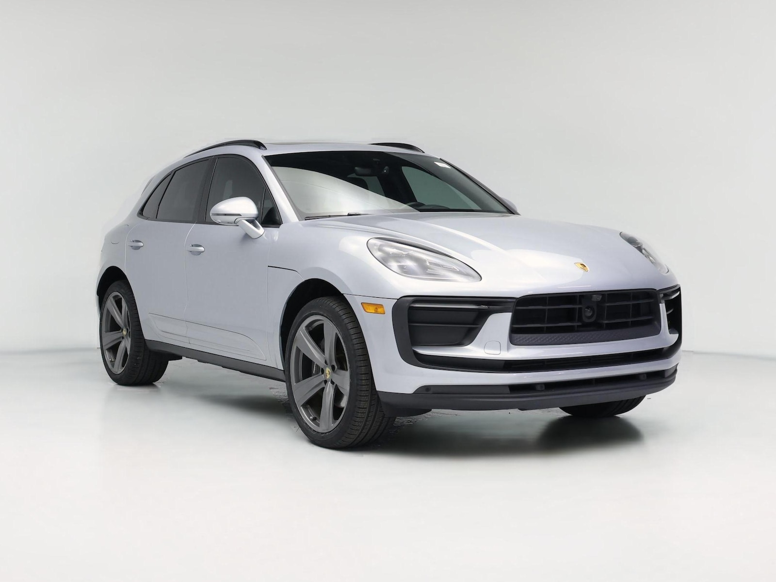 2024 Porsche Macan T