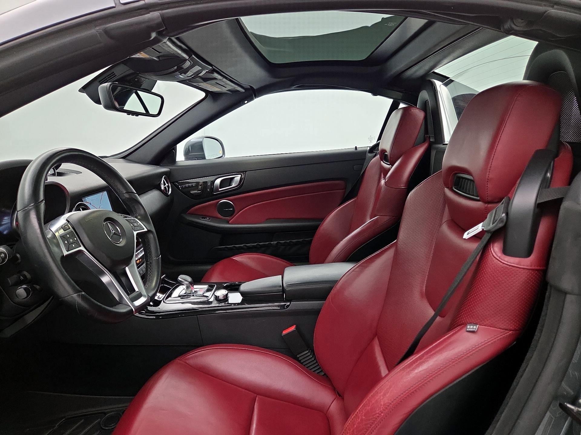 Thumbnail: 2016 Mercedes-Benz SLK - 11