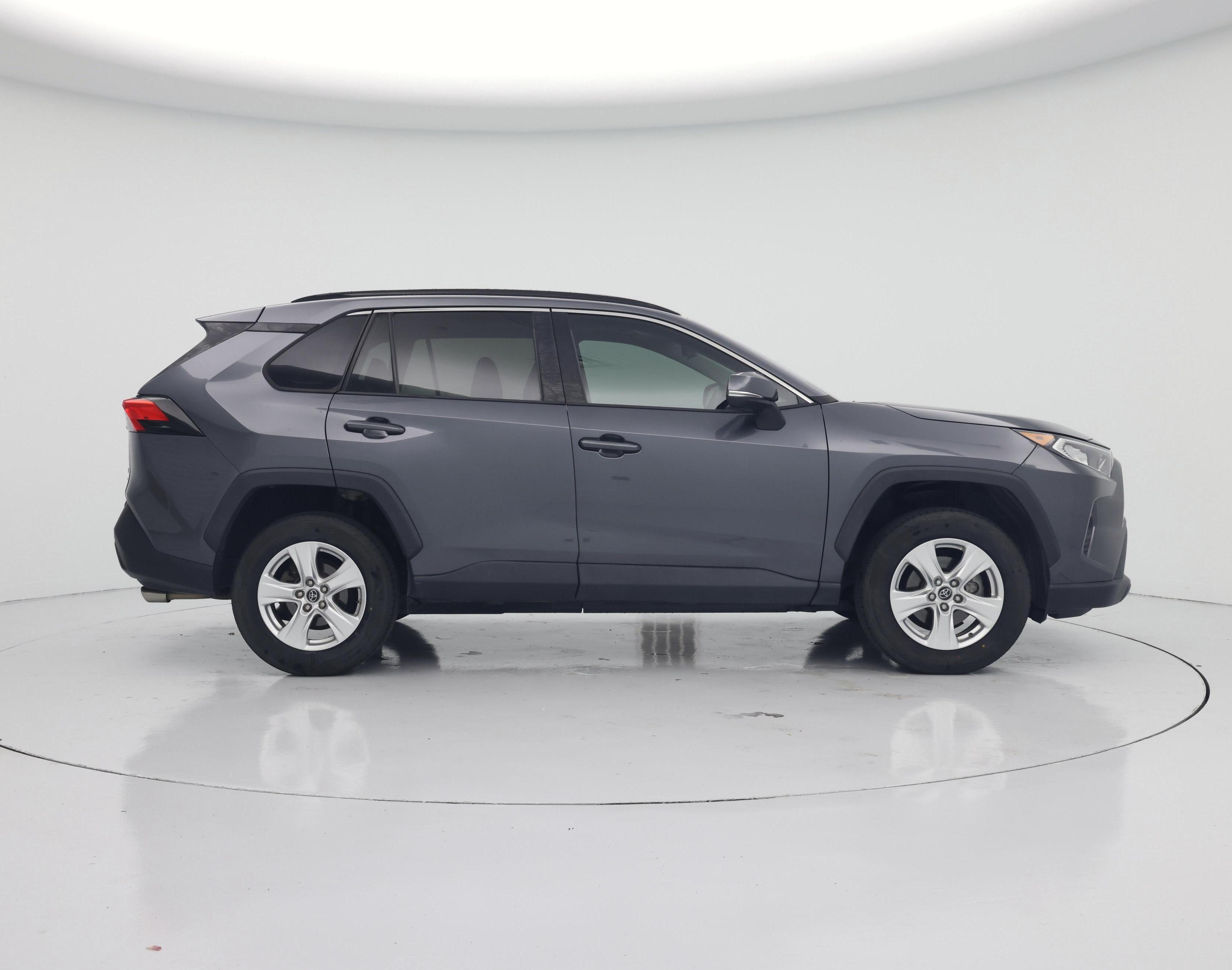 Thumbnail: 2019 Toyota RAV4 - 7