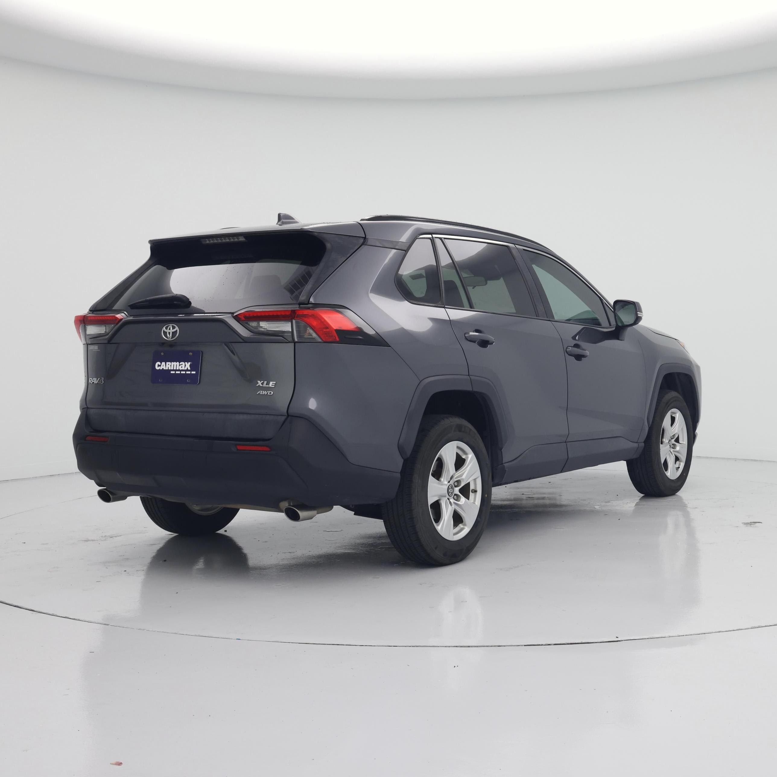 Thumbnail: 2019 Toyota RAV4 - 8
