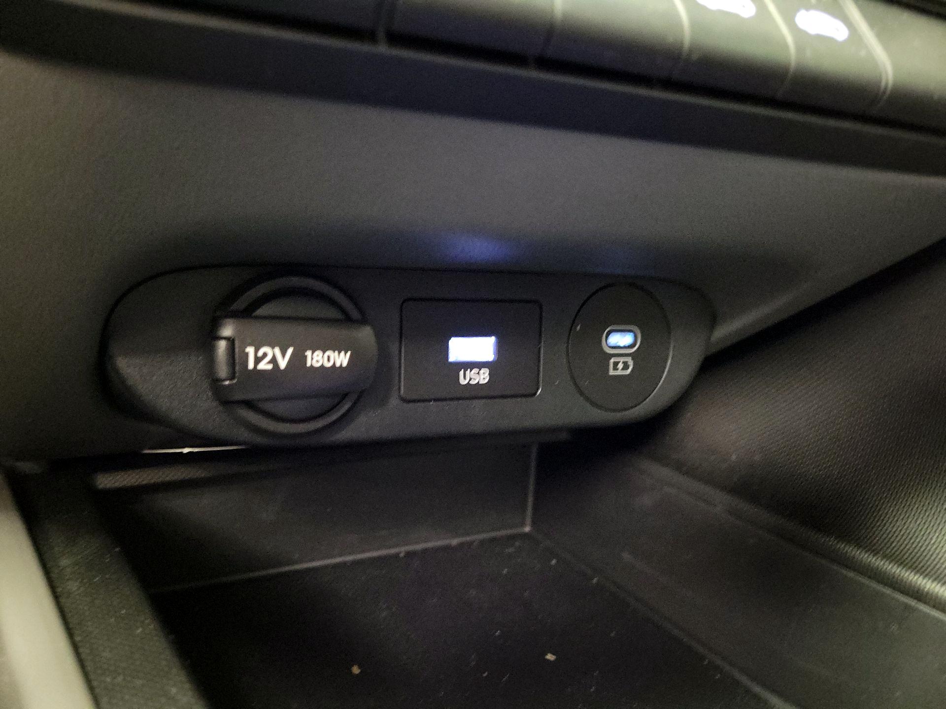 Thumbnail: 2024 Hyundai Elantra - 18