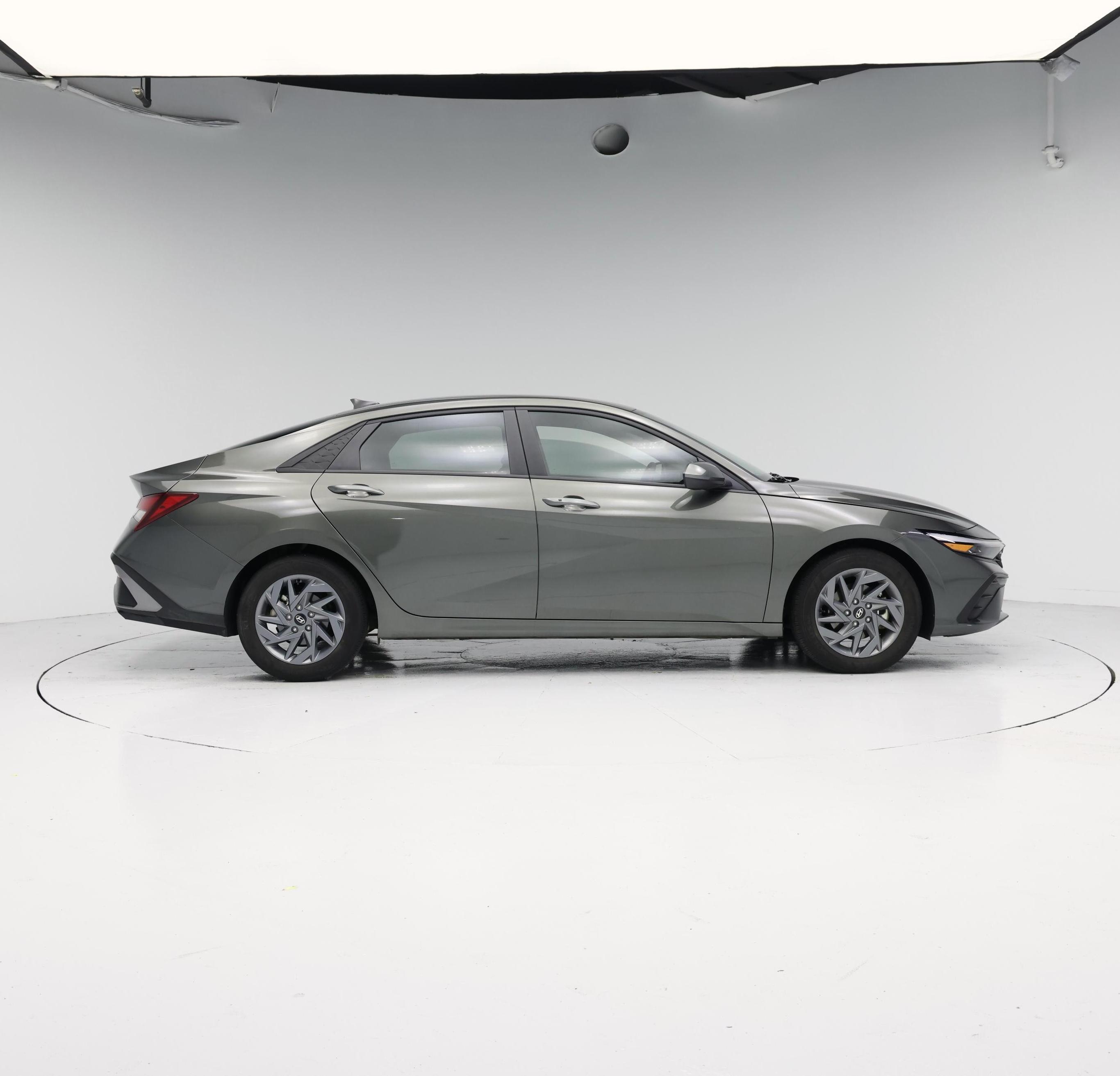 Thumbnail: 2024 Hyundai Elantra - 7