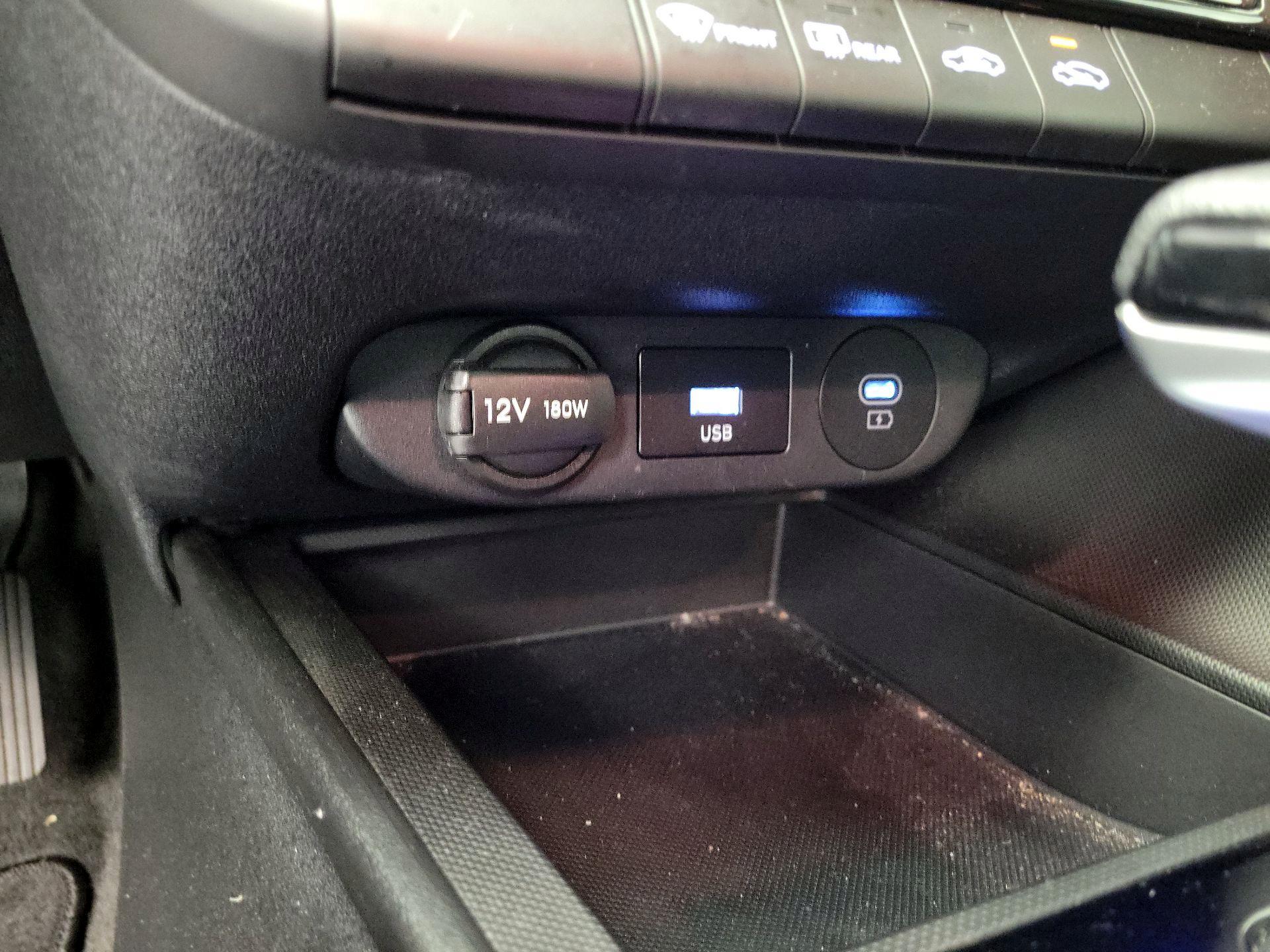 Thumbnail: 2024 Hyundai Elantra - 19