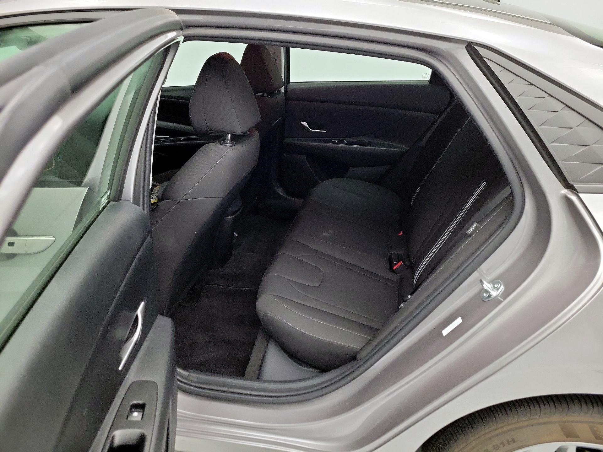 Thumbnail: 2024 Hyundai Elantra - 20