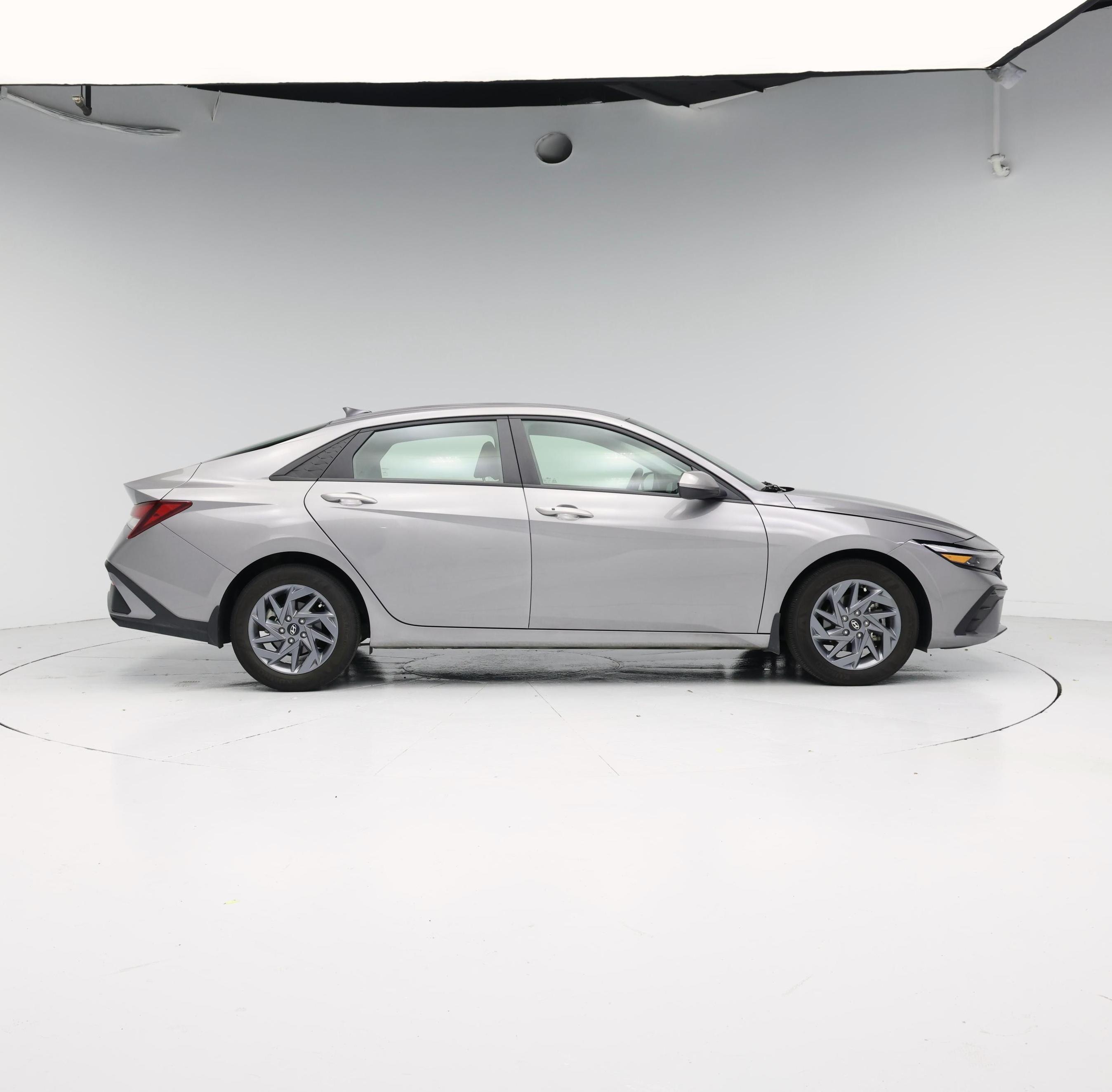 Thumbnail: 2024 Hyundai Elantra - 7