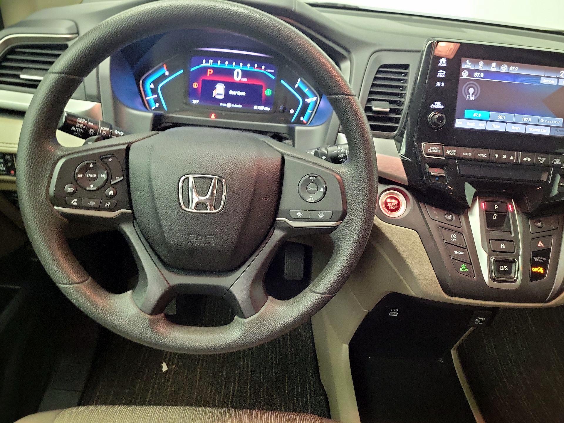 Thumbnail: 2021 Honda Odyssey - 10
