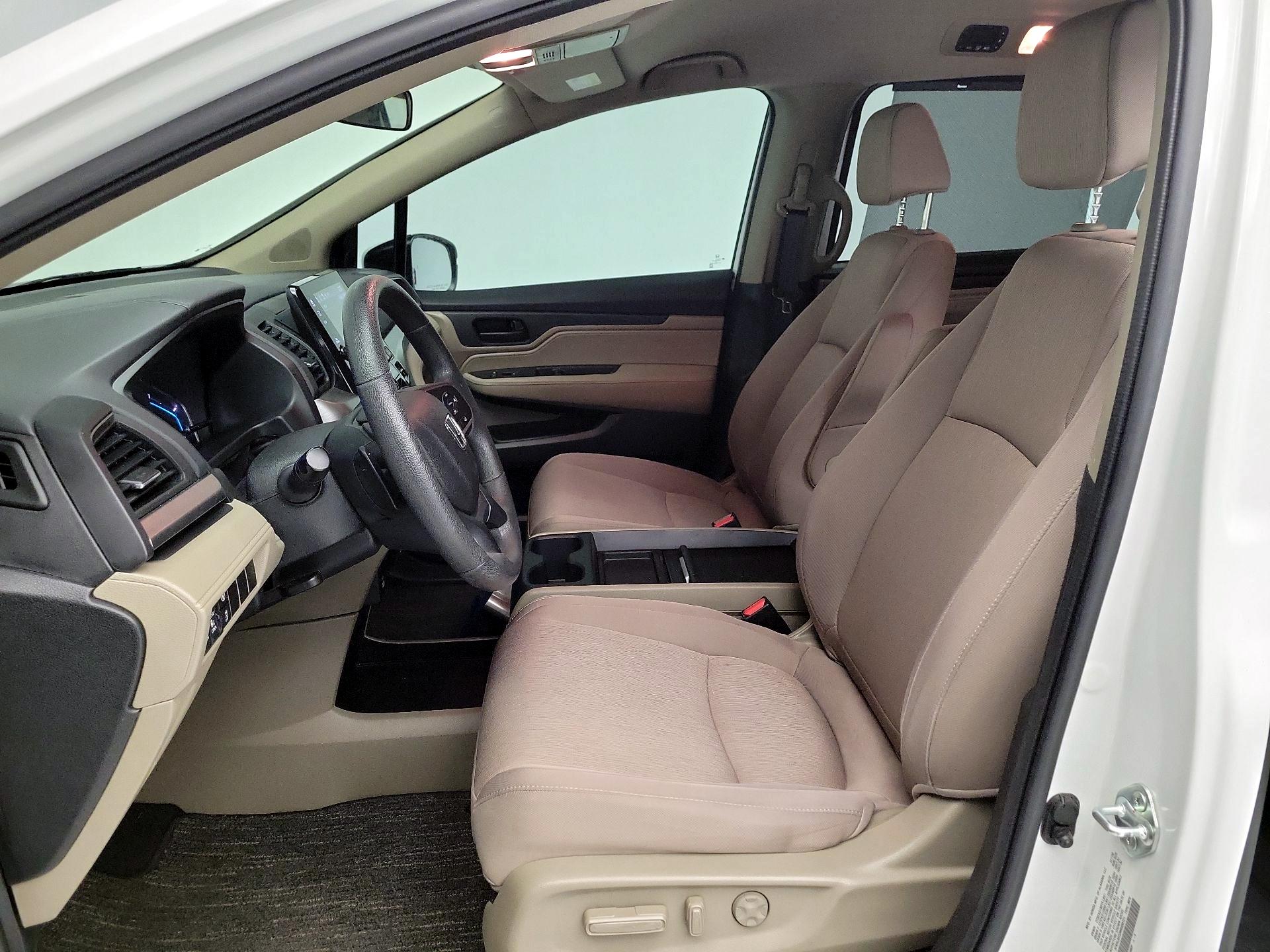 Thumbnail: 2021 Honda Odyssey - 11