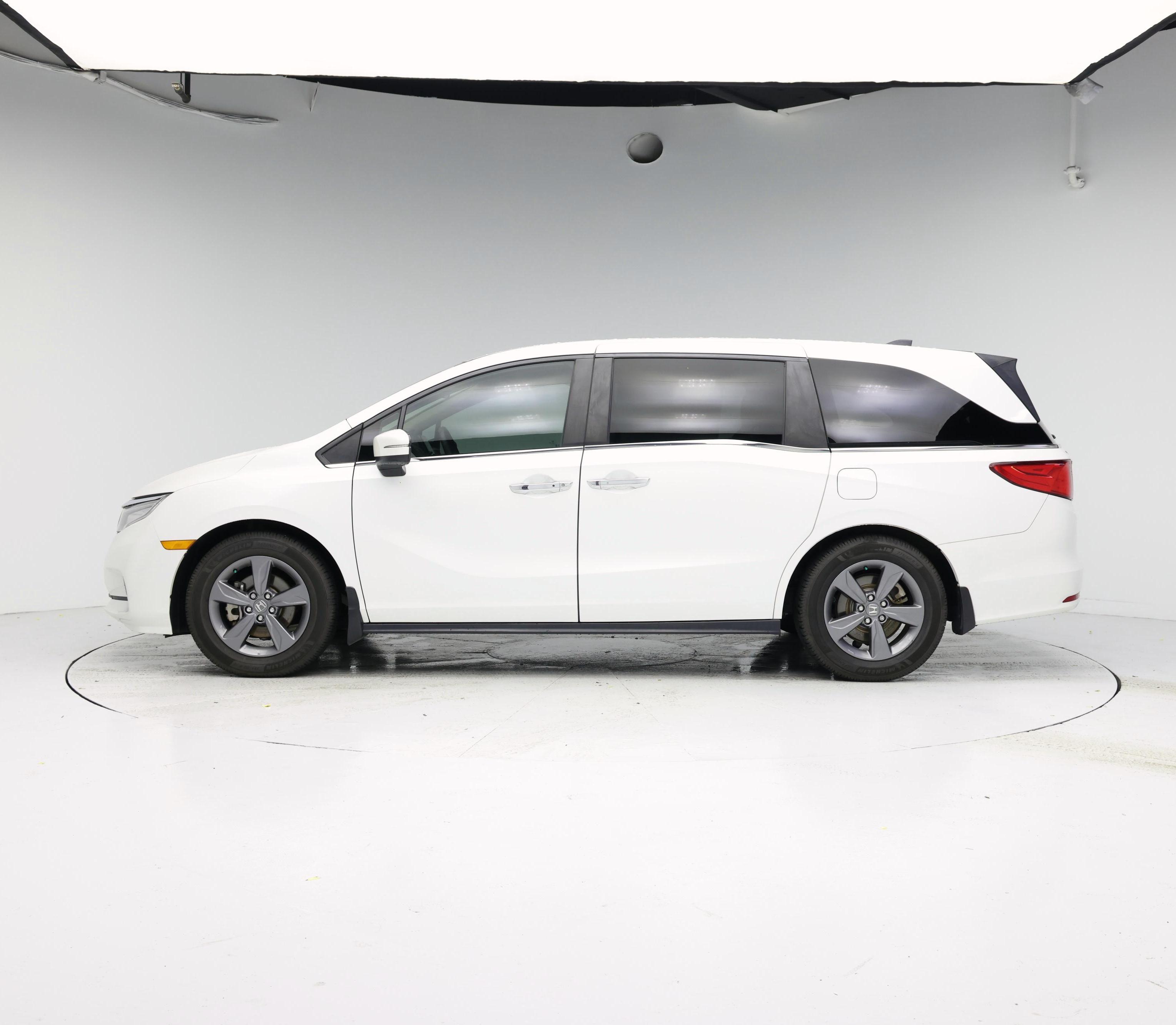 Thumbnail: 2021 Honda Odyssey - 3