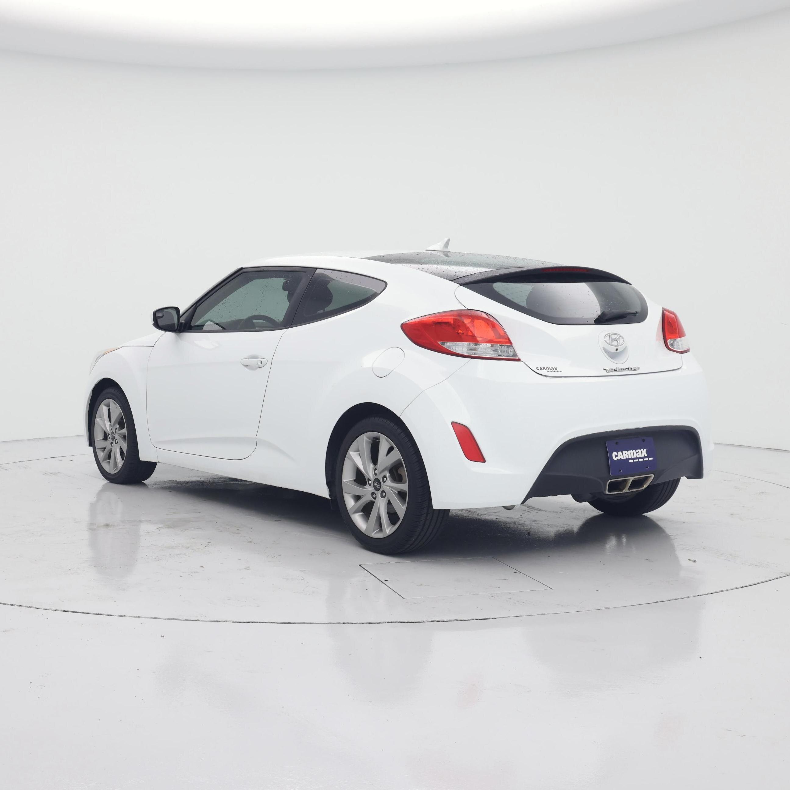 Thumbnail: 2016 Hyundai Veloster - 2