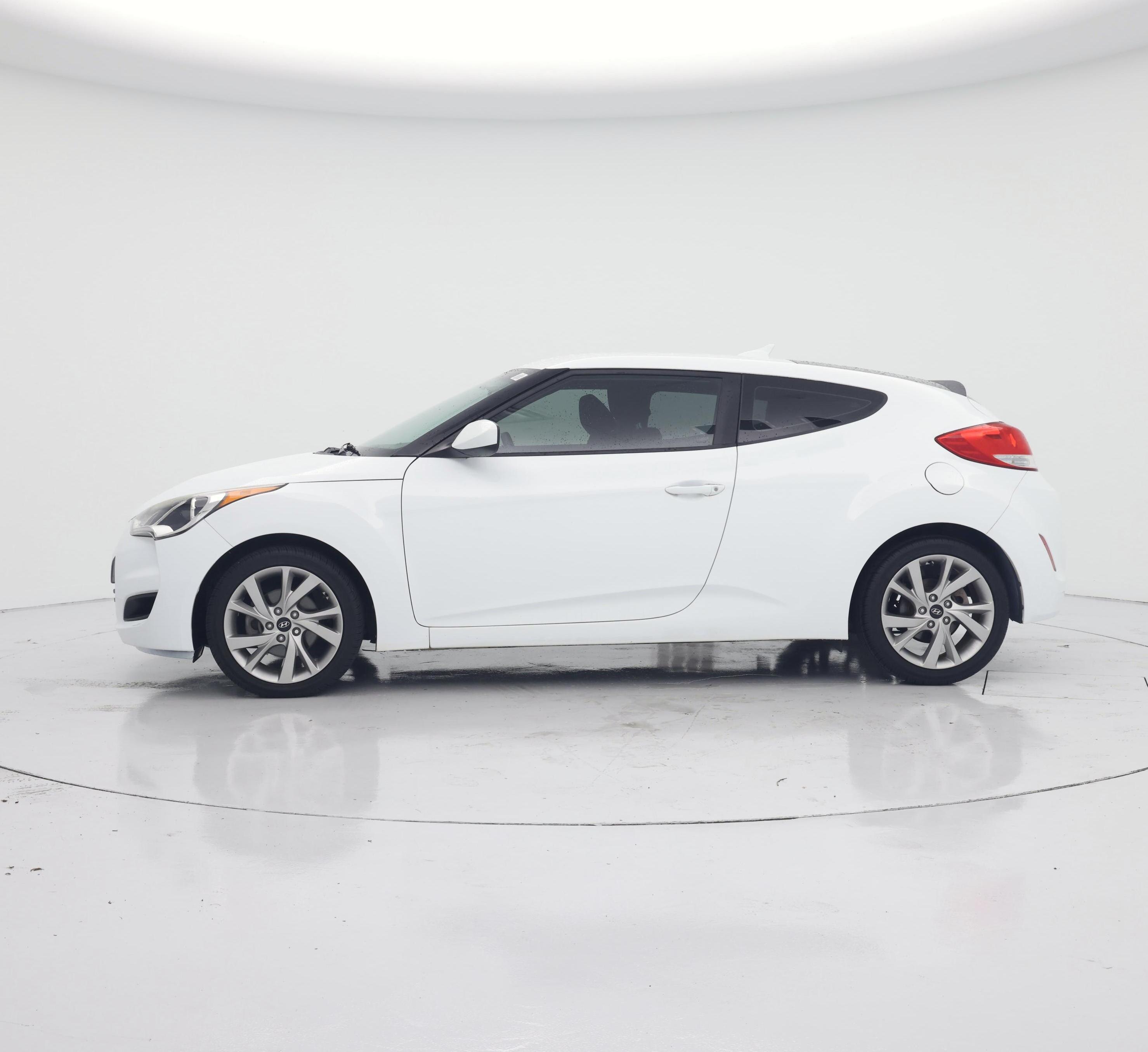 Thumbnail: 2016 Hyundai Veloster - 3