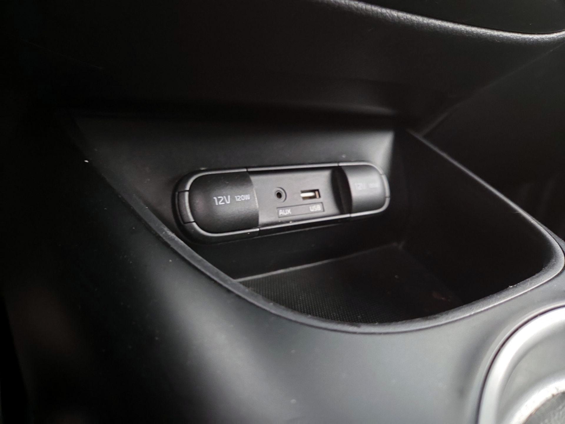 Thumbnail: 2017 Kia Soul - 18