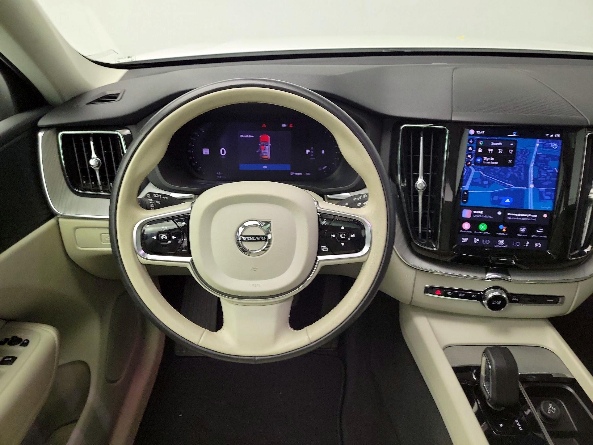 Thumbnail: 2024 Volvo XC60 - 10