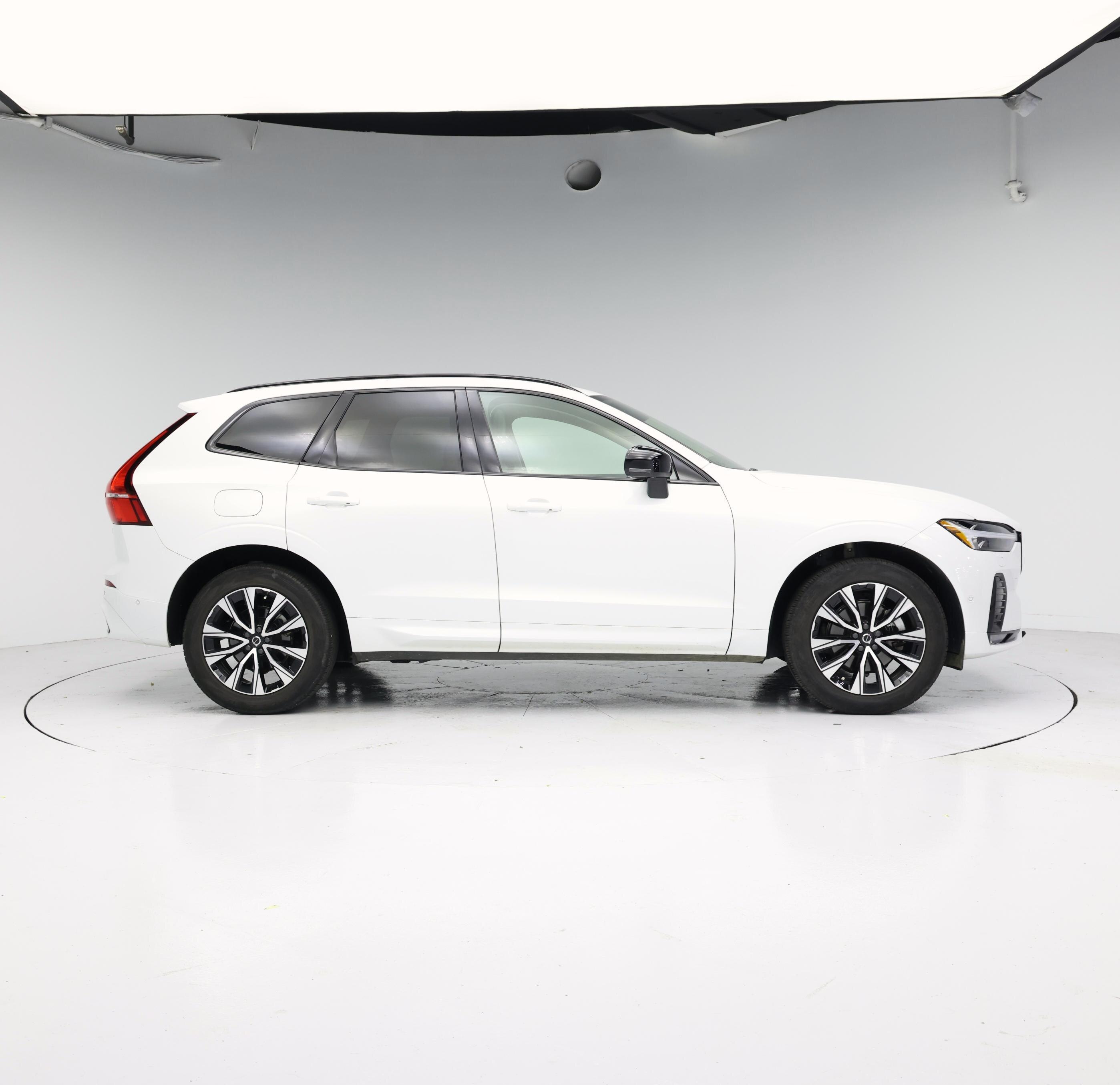Thumbnail: 2024 Volvo XC60 - 7