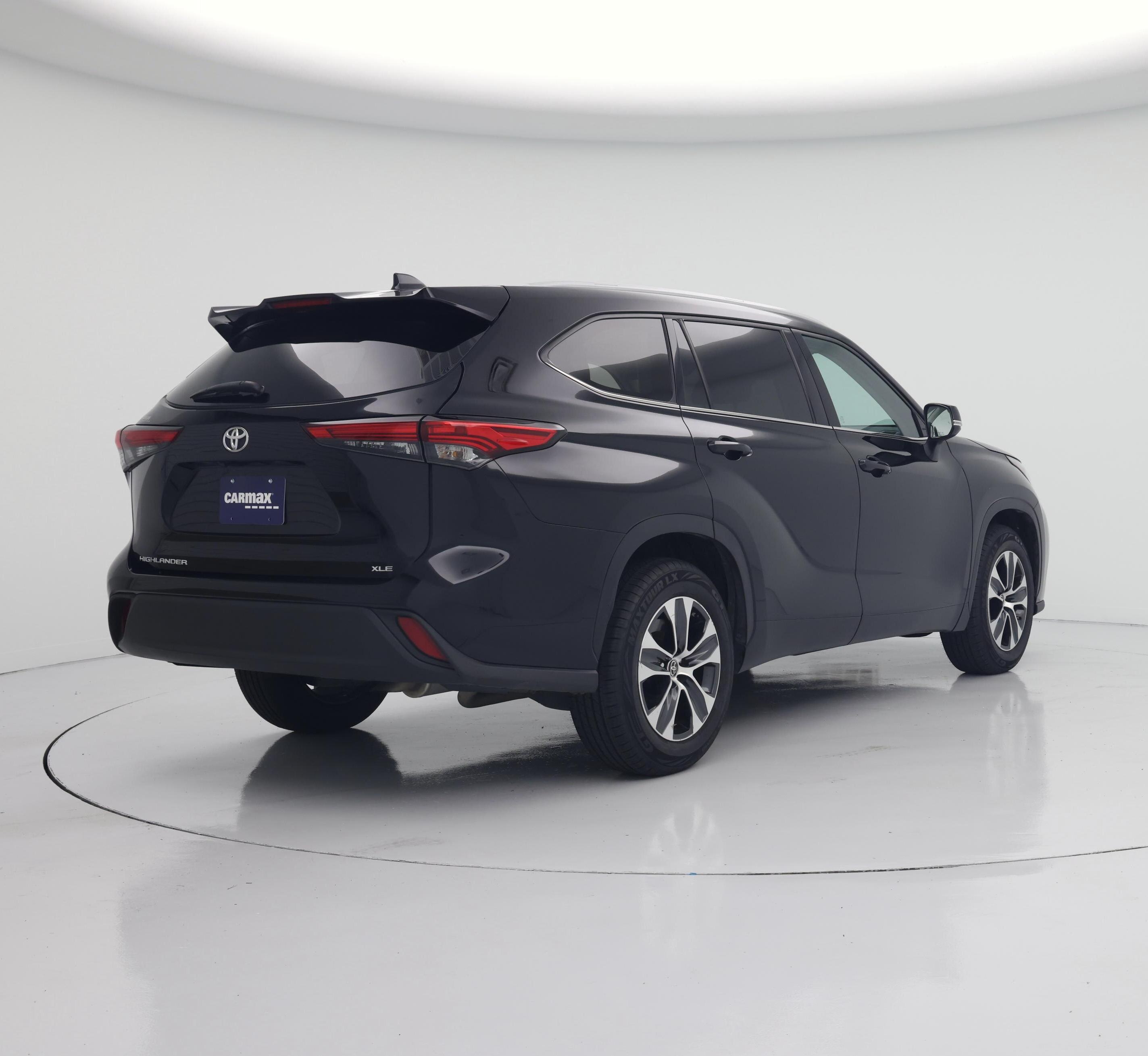 Thumbnail: 2022 Toyota Highlander - 8