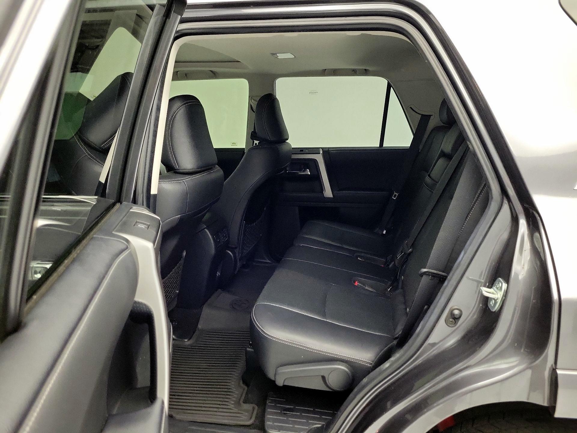 Thumbnail: 2020 Toyota 4Runner - 20