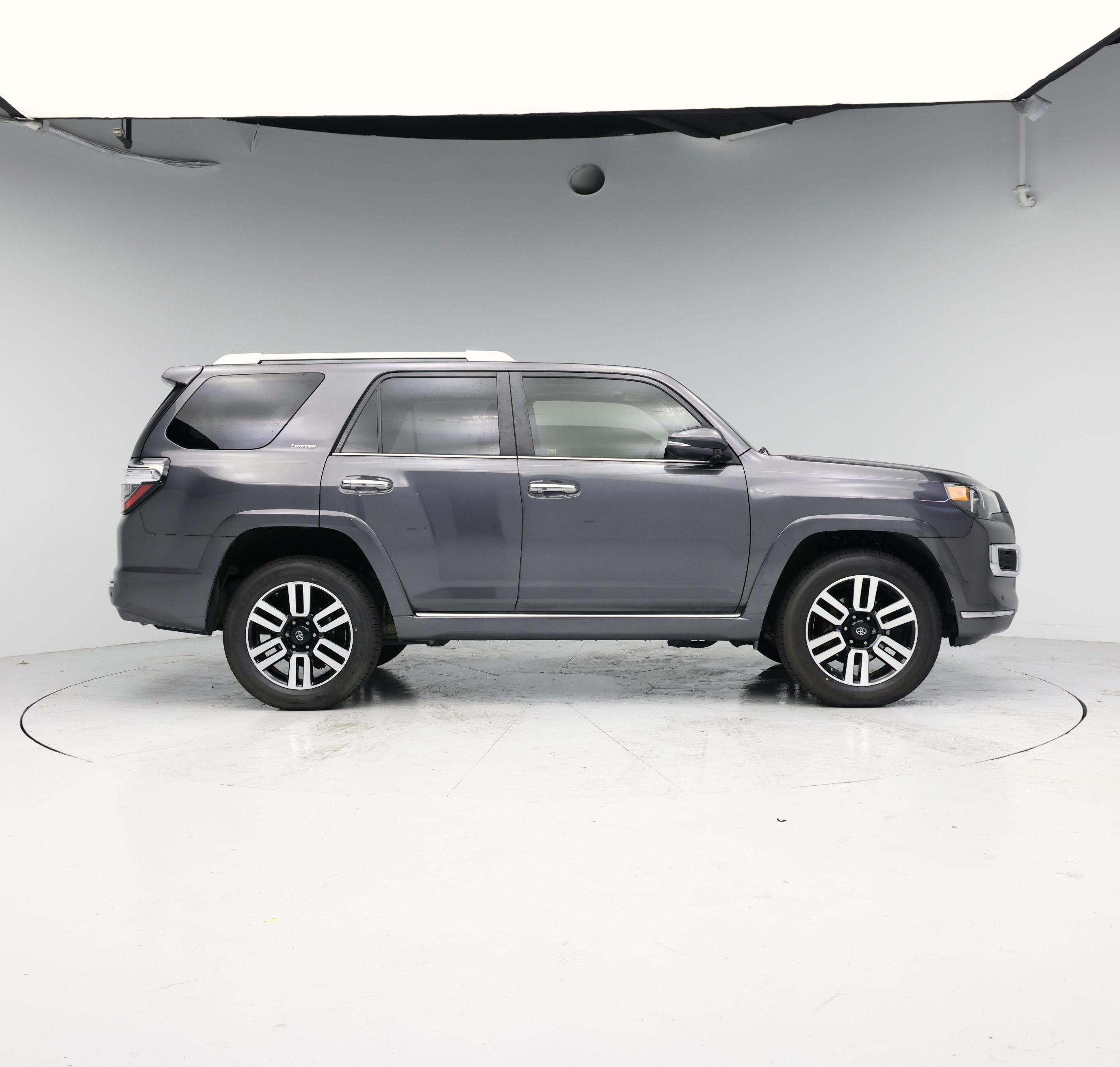 Thumbnail: 2020 Toyota 4Runner - 7