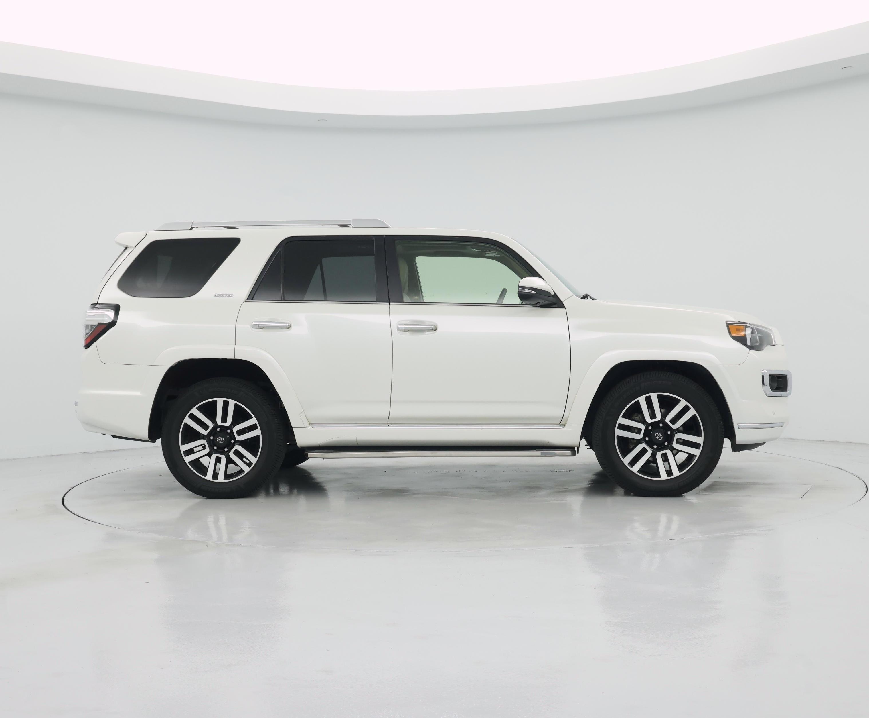 Thumbnail: 2021 Toyota 4Runner - 7