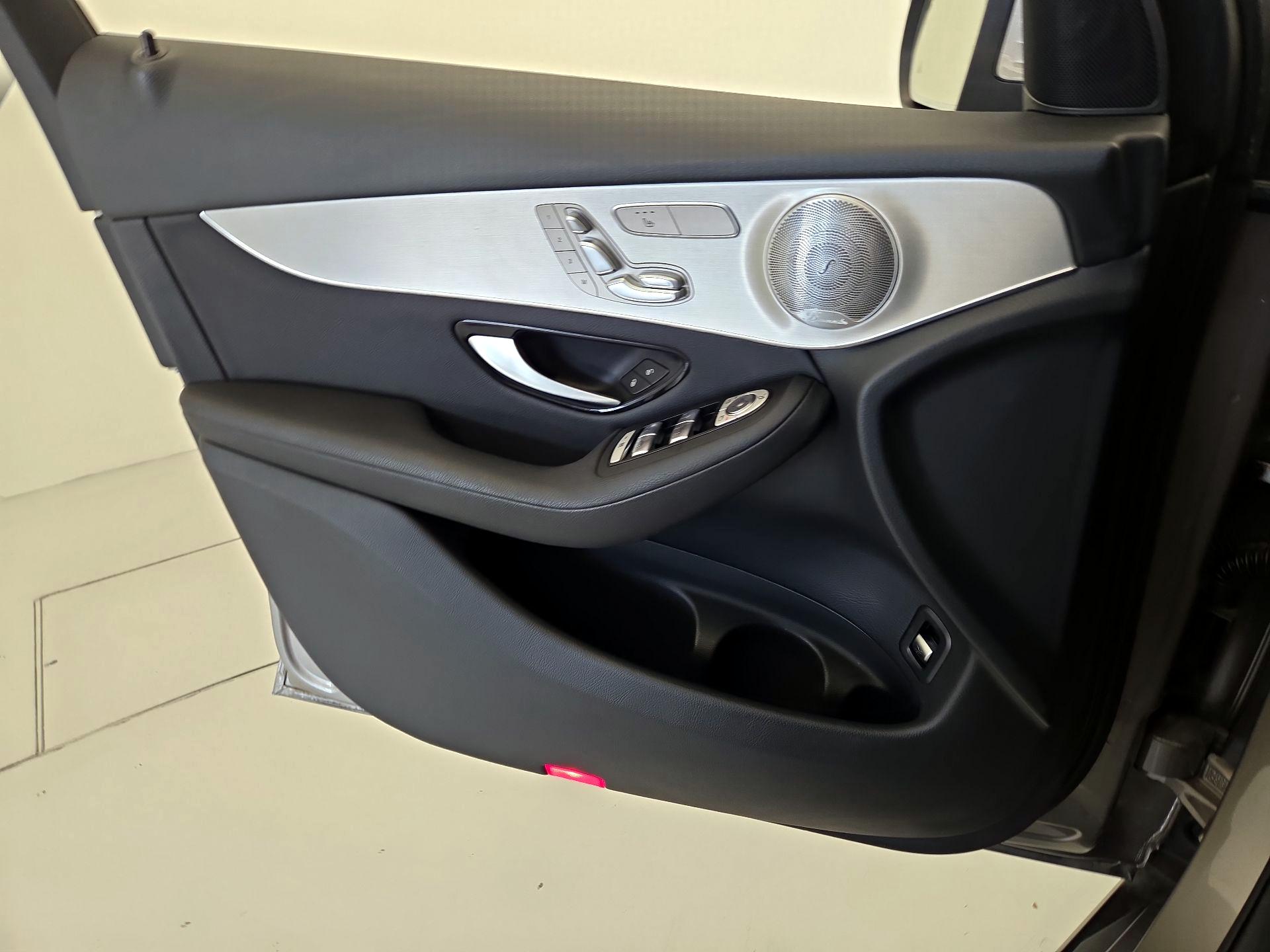 Thumbnail: 2019 Mercedes-Benz GLC - 12