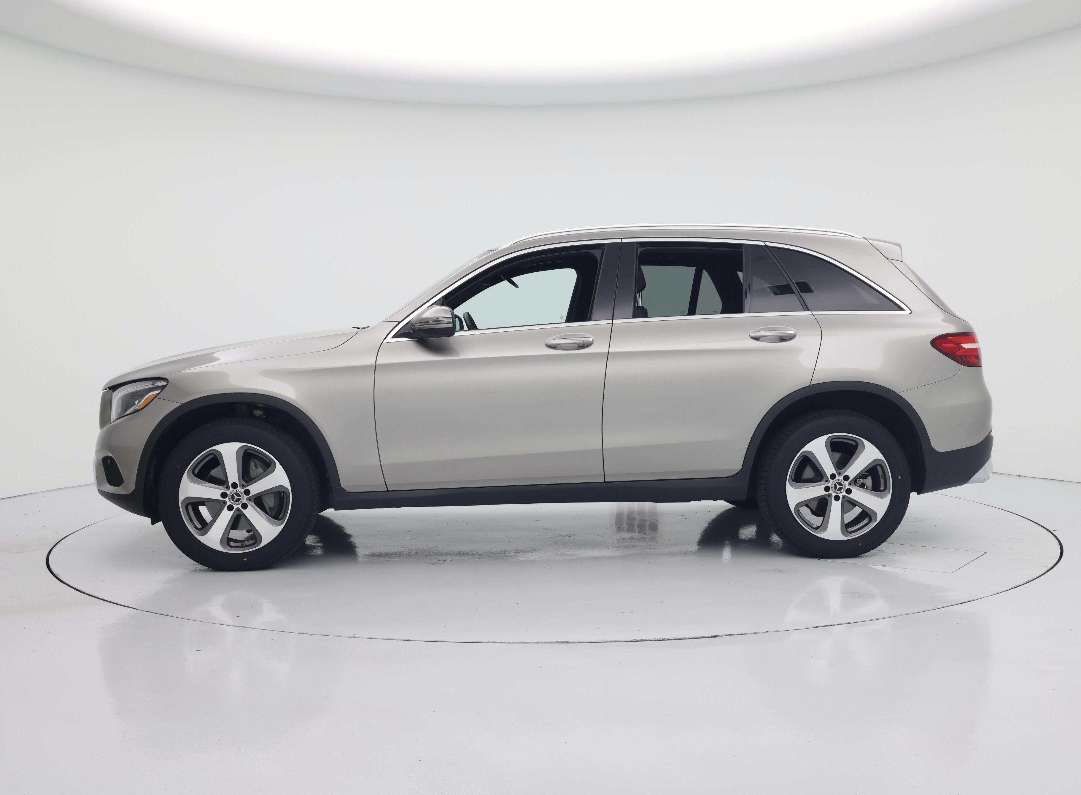 Thumbnail: 2019 Mercedes-Benz GLC - 3