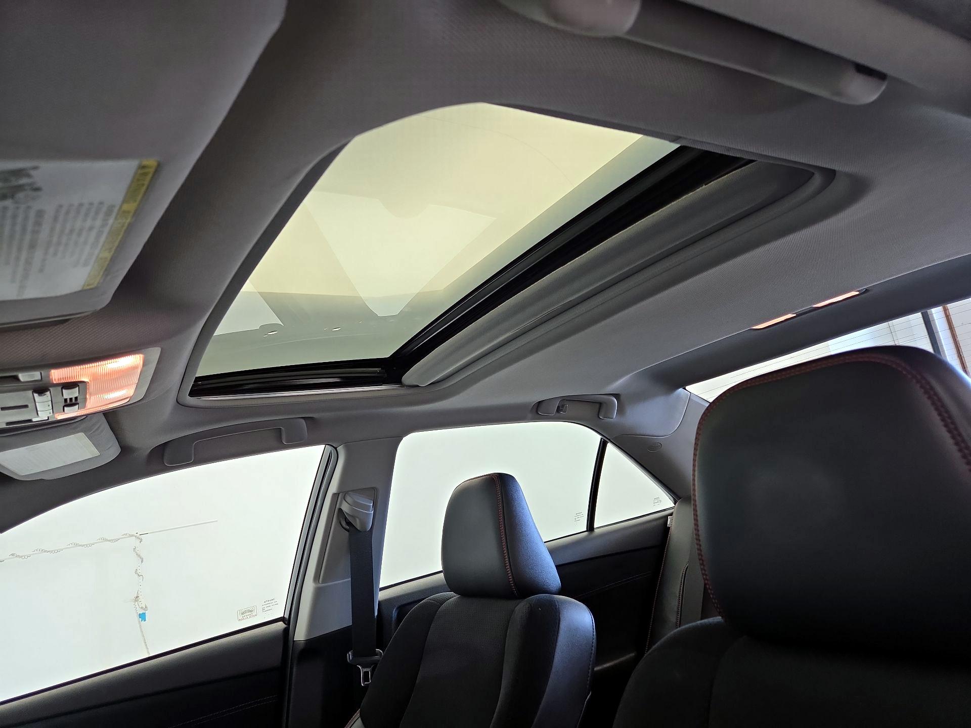 Thumbnail: 2015 Toyota Camry - 19