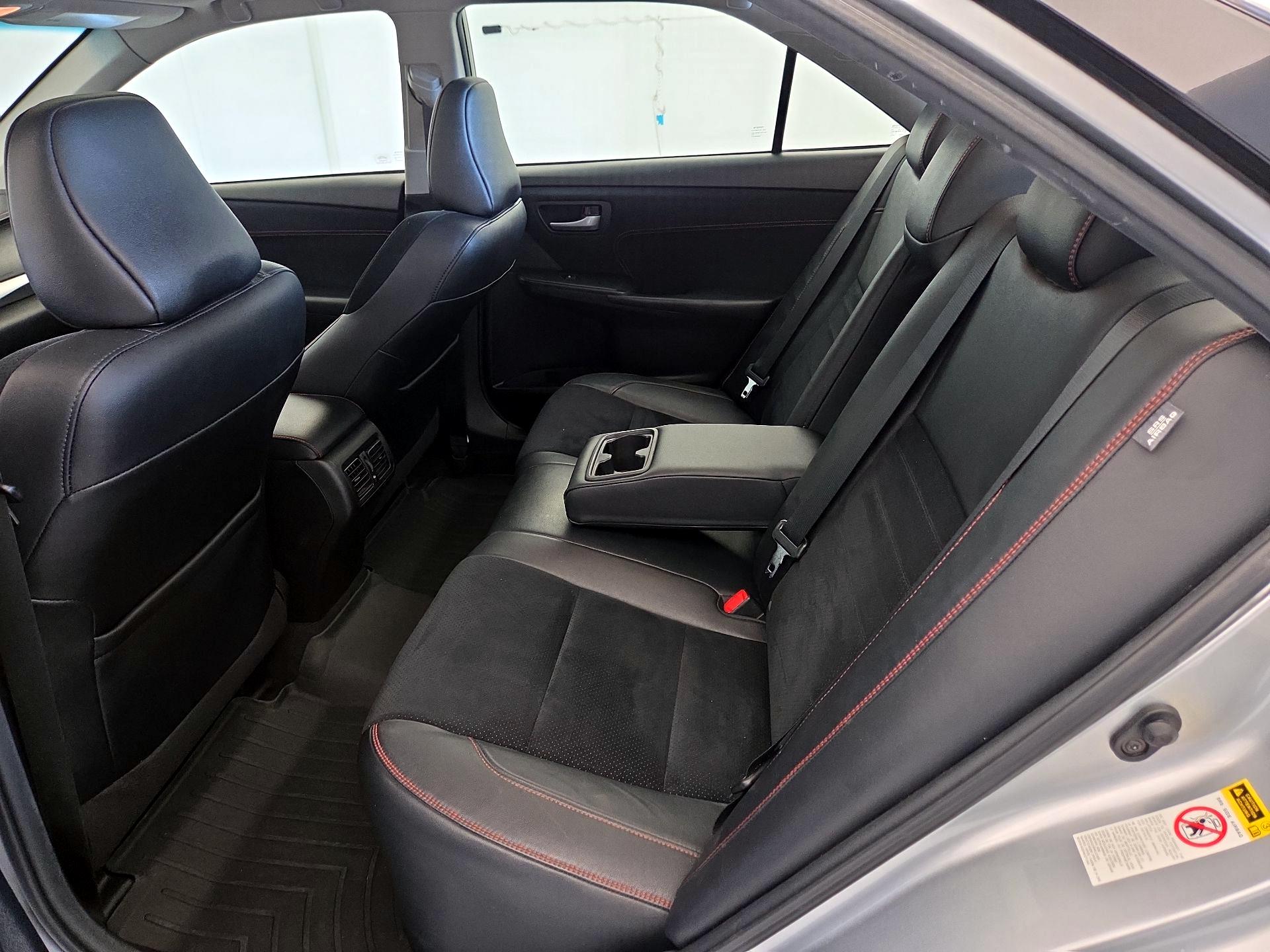 Thumbnail: 2015 Toyota Camry - 20