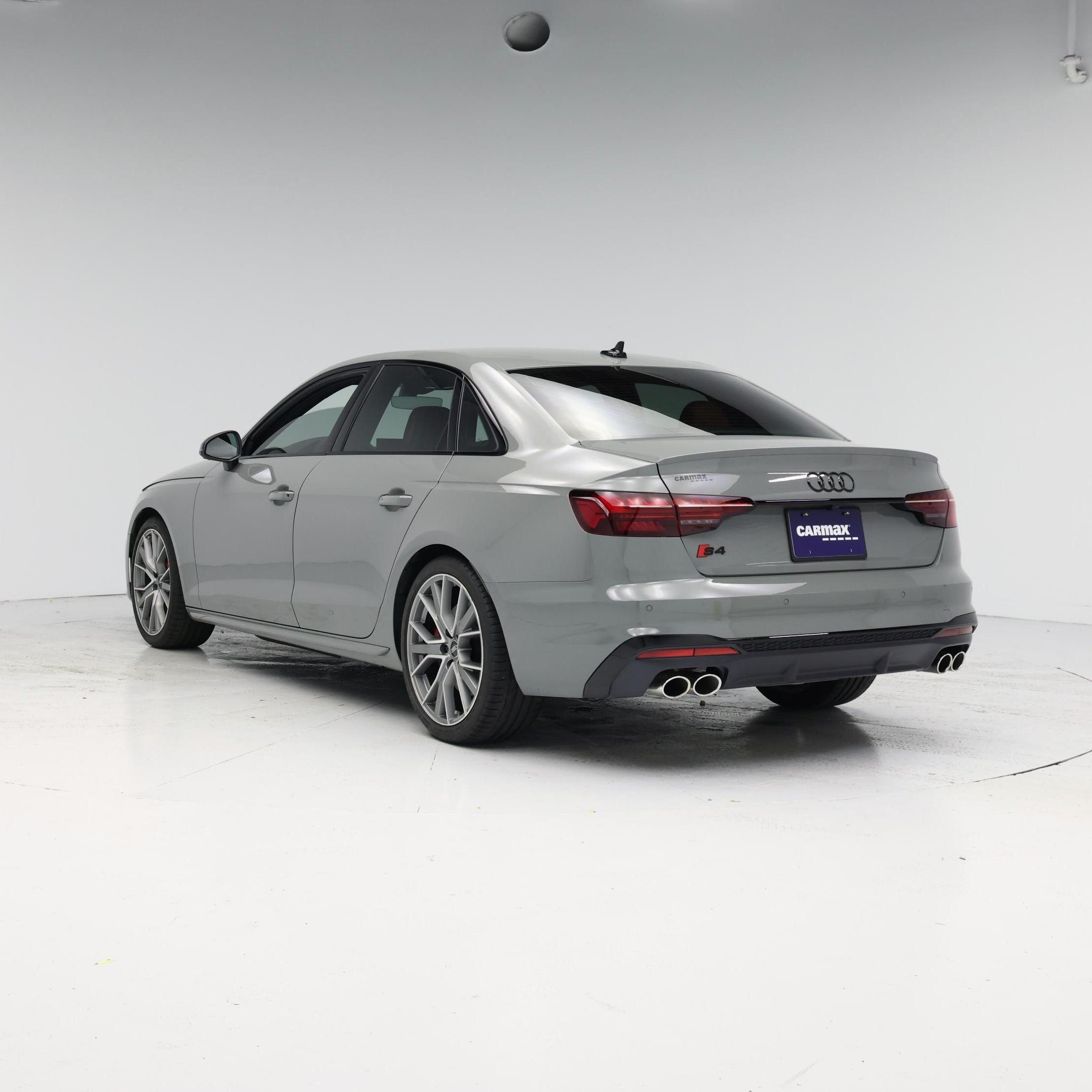 Thumbnail: 2022 Audi S4 - 2