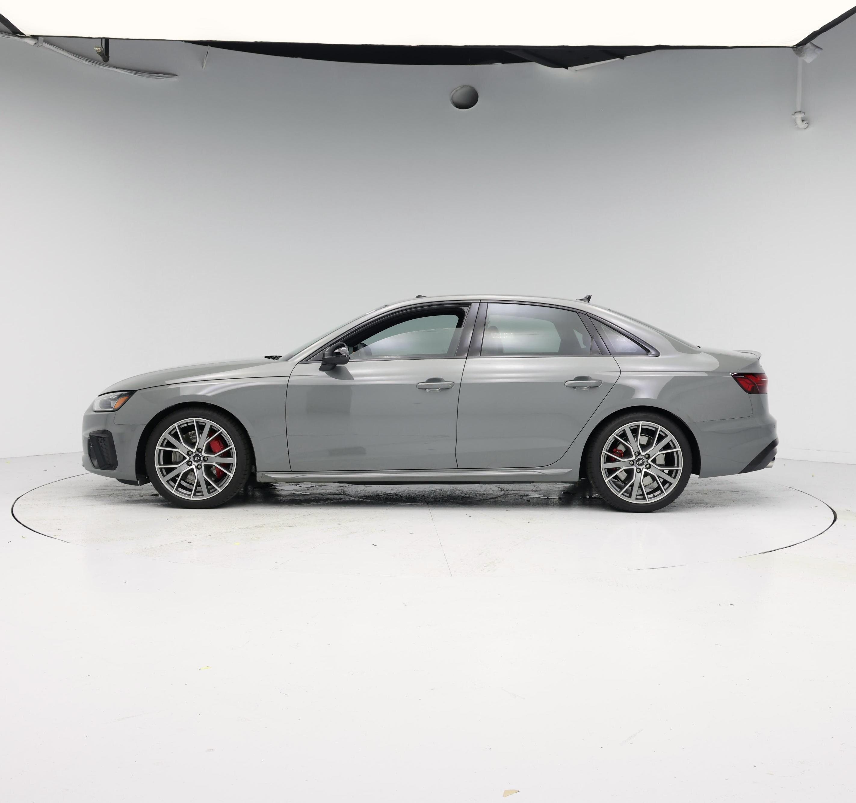 Thumbnail: 2022 Audi S4 - 3