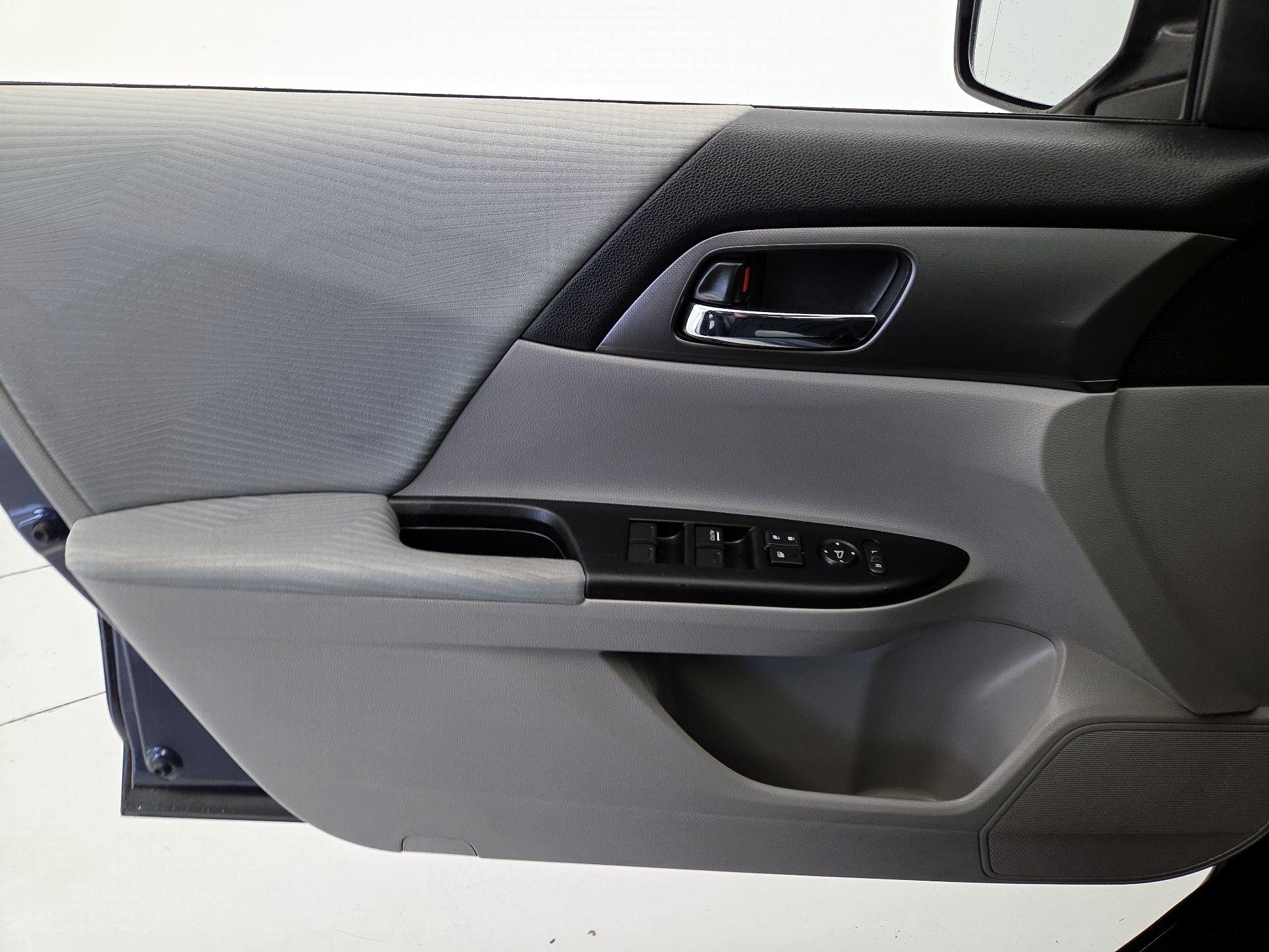 Thumbnail: 2014 Honda Accord - 12