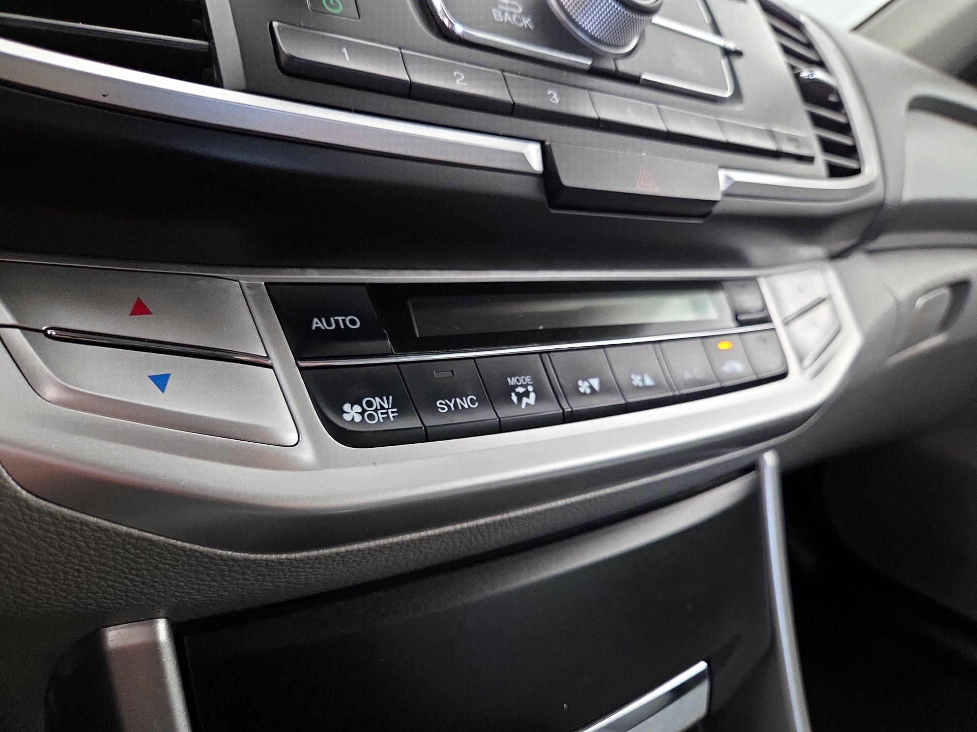 Thumbnail: 2014 Honda Accord - 16
