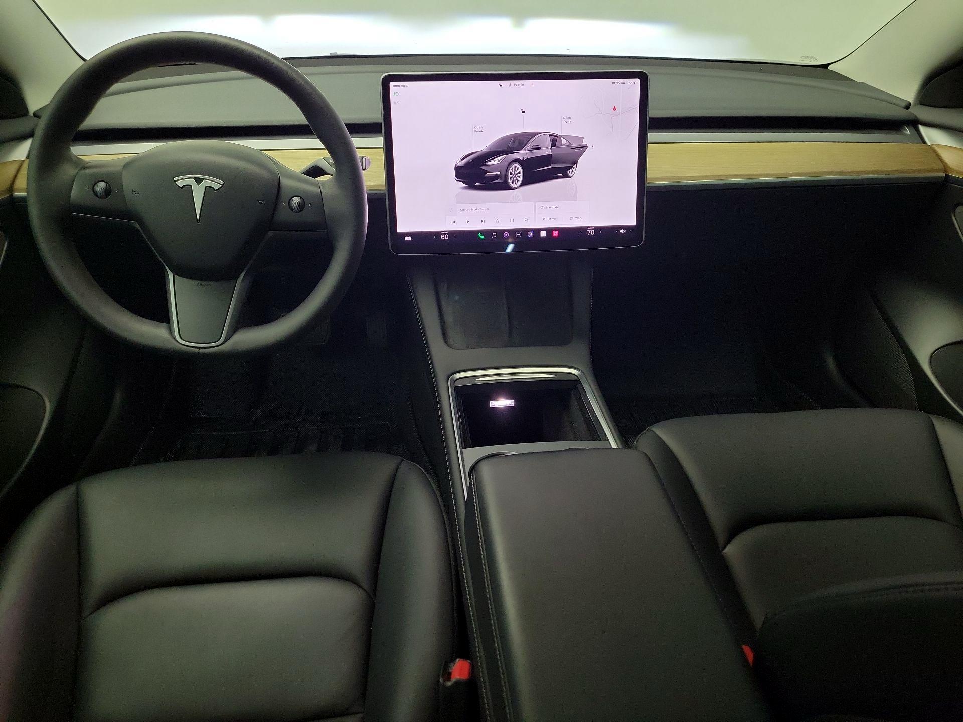 Thumbnail: 2023 Tesla Model 3 - 9