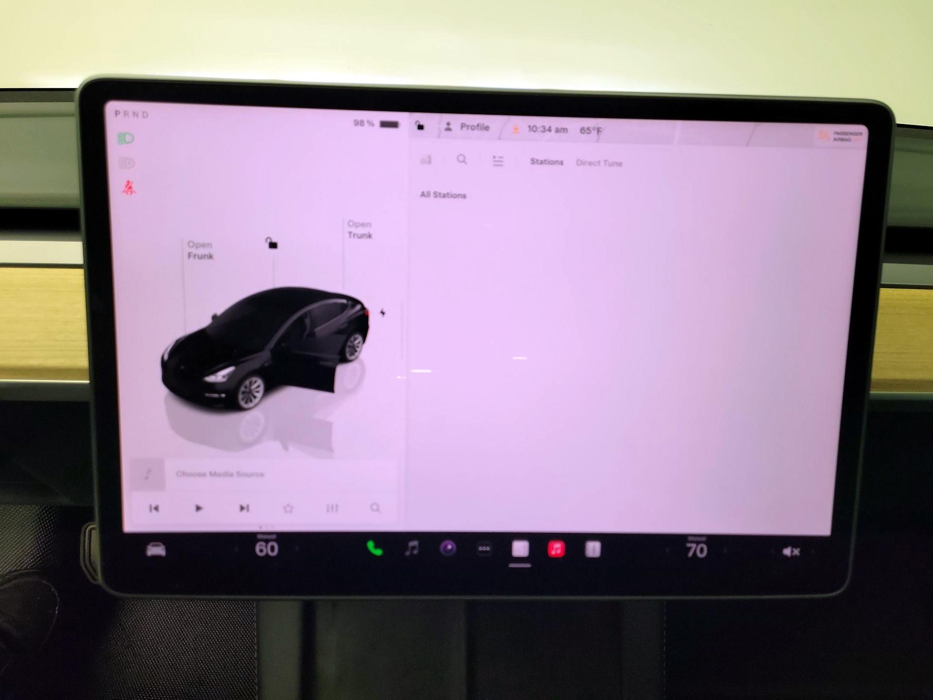 Thumbnail: 2023 Tesla Model 3 - 15