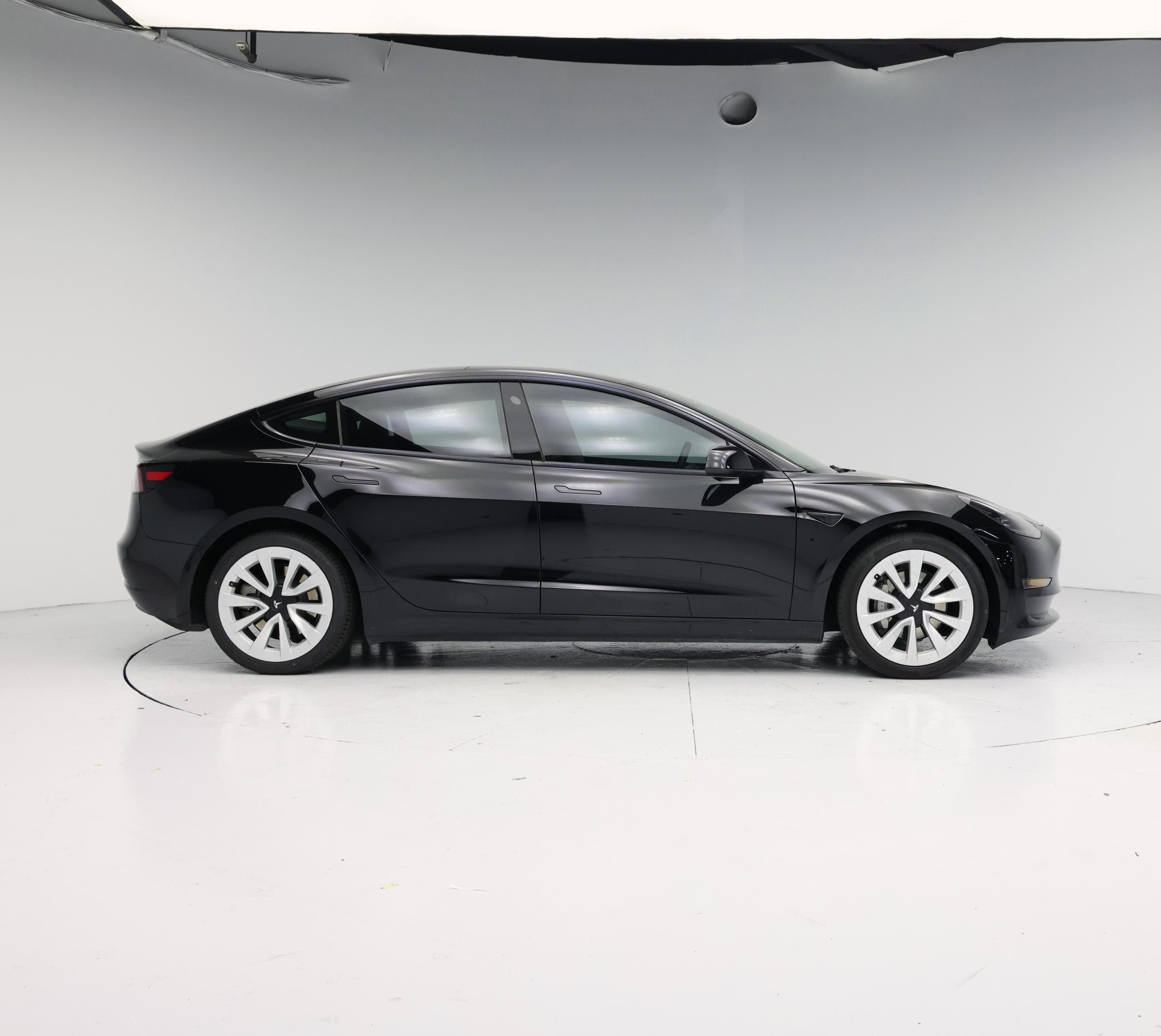 Thumbnail: 2023 Tesla Model 3 - 7
